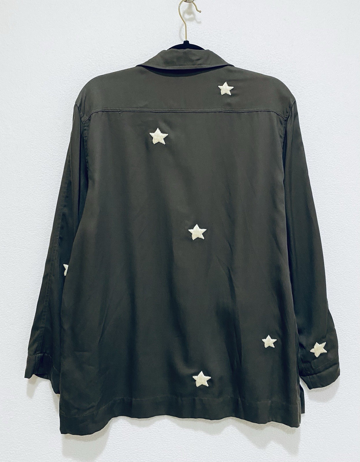 Storia Top Womens Medium Army Green Embroidered Star Snap Front Military Boho