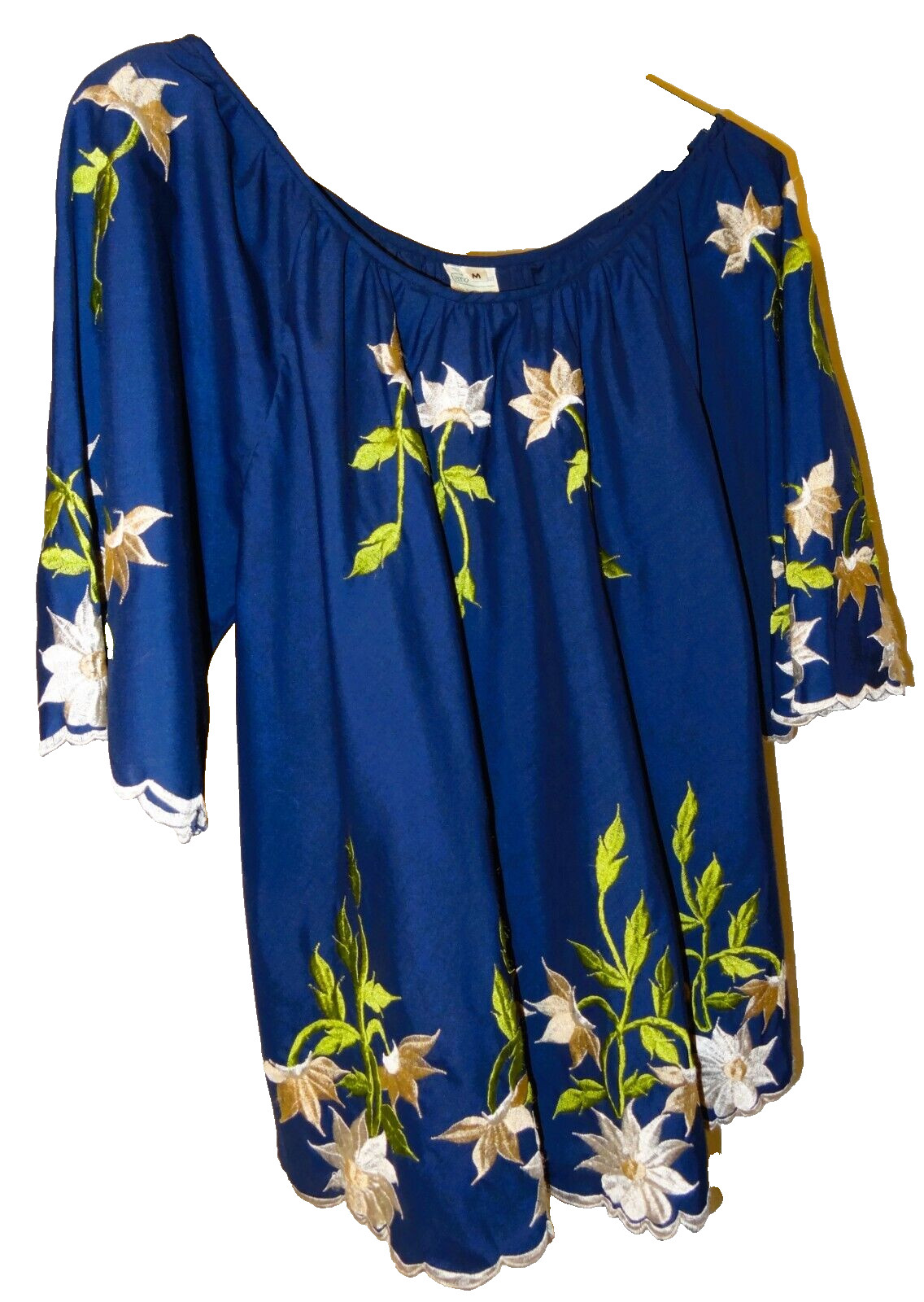 Vtg Caro of Honolulu Blouse Womens MEDIUM Floral Blue Embroidery Top Hawaiian 70