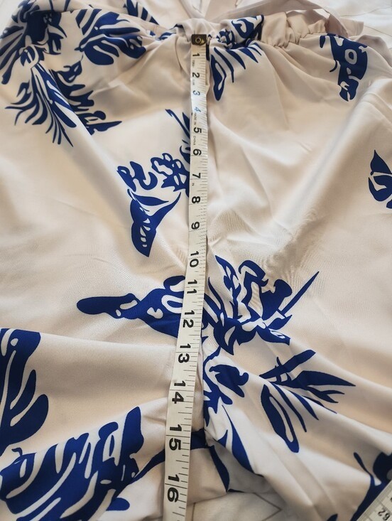Cream with Blue Faux Wrap Top Floral Print Women’s Jumpsuit Size M NWT