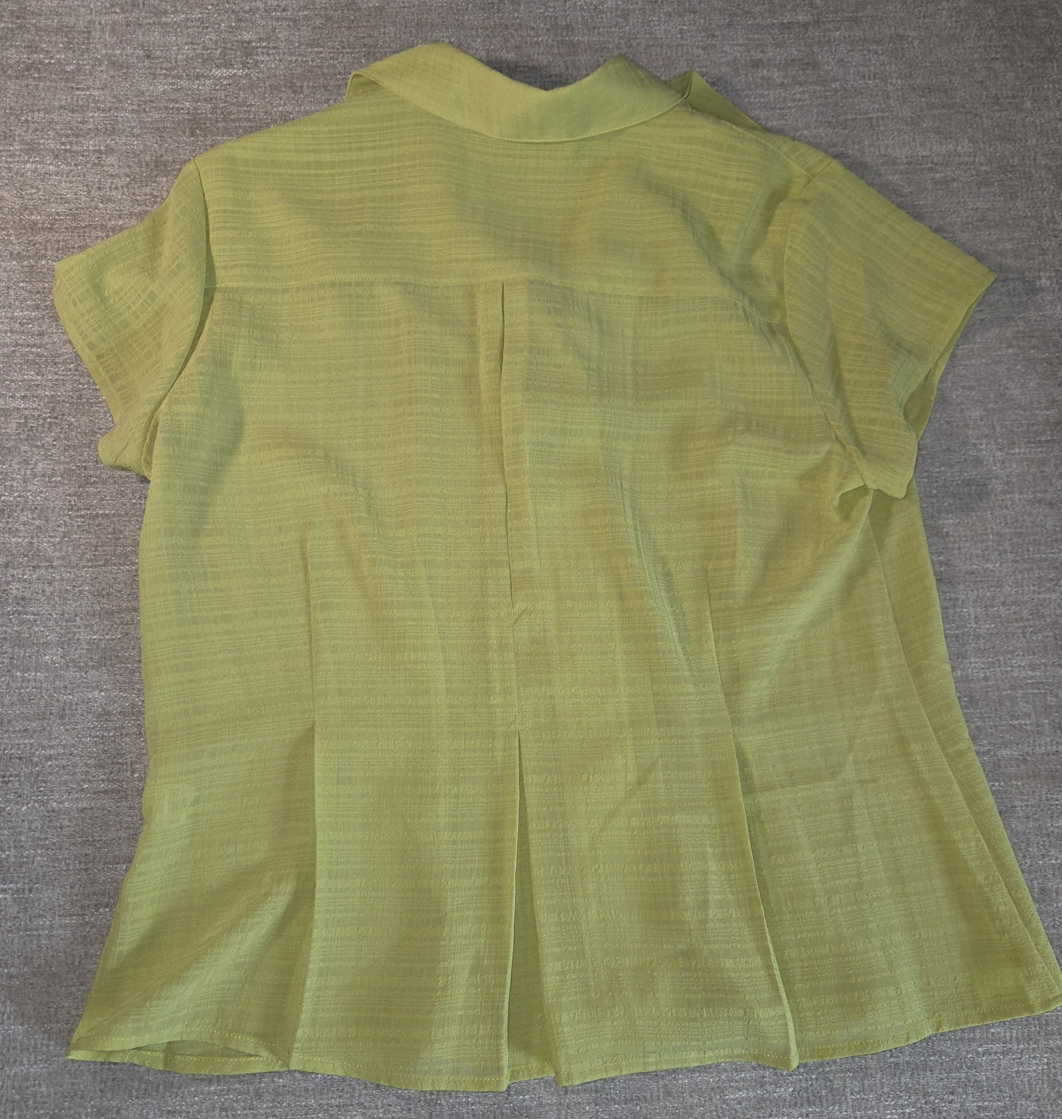 Lot Of 3 Womens Tops Size Petite M, 10P – All In Excellent Condition!