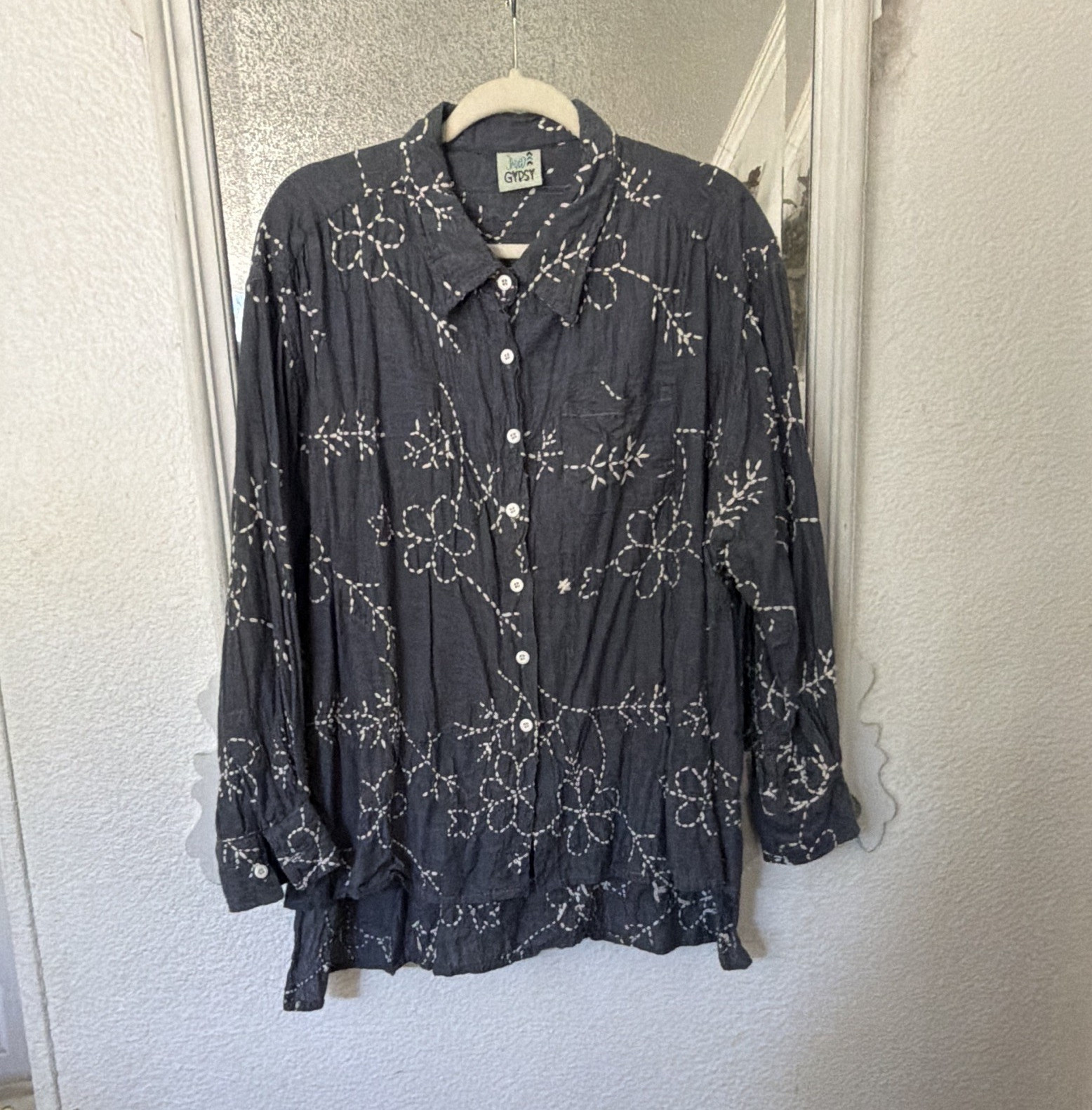 Jaded Gypsy Blue Gardens top bohemian floral pattern in L/xlrg