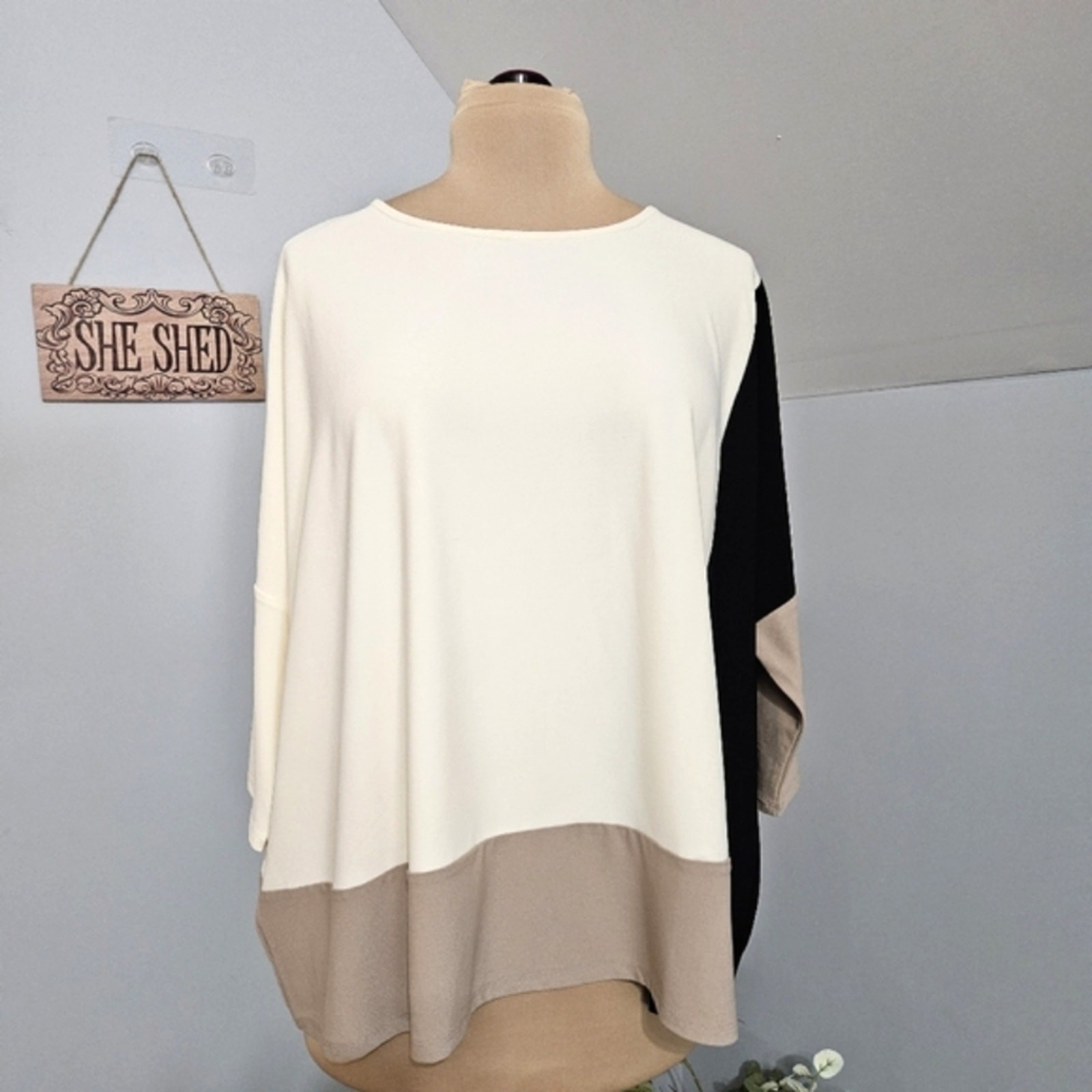 NEW Wynne Layers Color Block Dolman Sleeve Relaxed Fit Oversized Tunic Top S