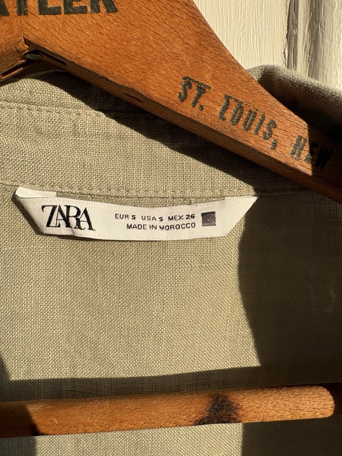 ZARA Women’s S 100% Linen Light Sage Green Cropped Tie Front Blouse