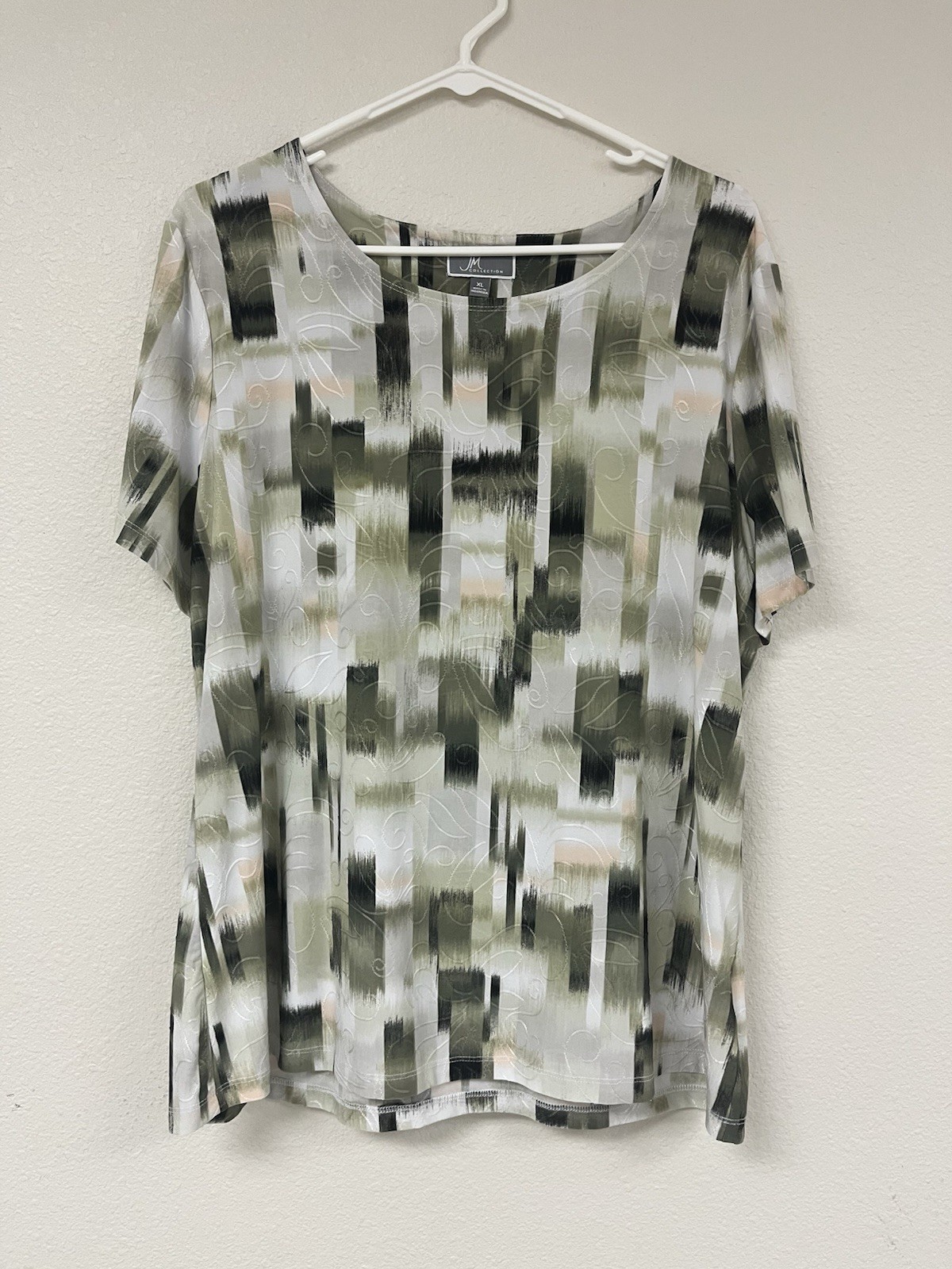 JM Brand Green Short Sleeved Blouse Size XL Excellent Condition