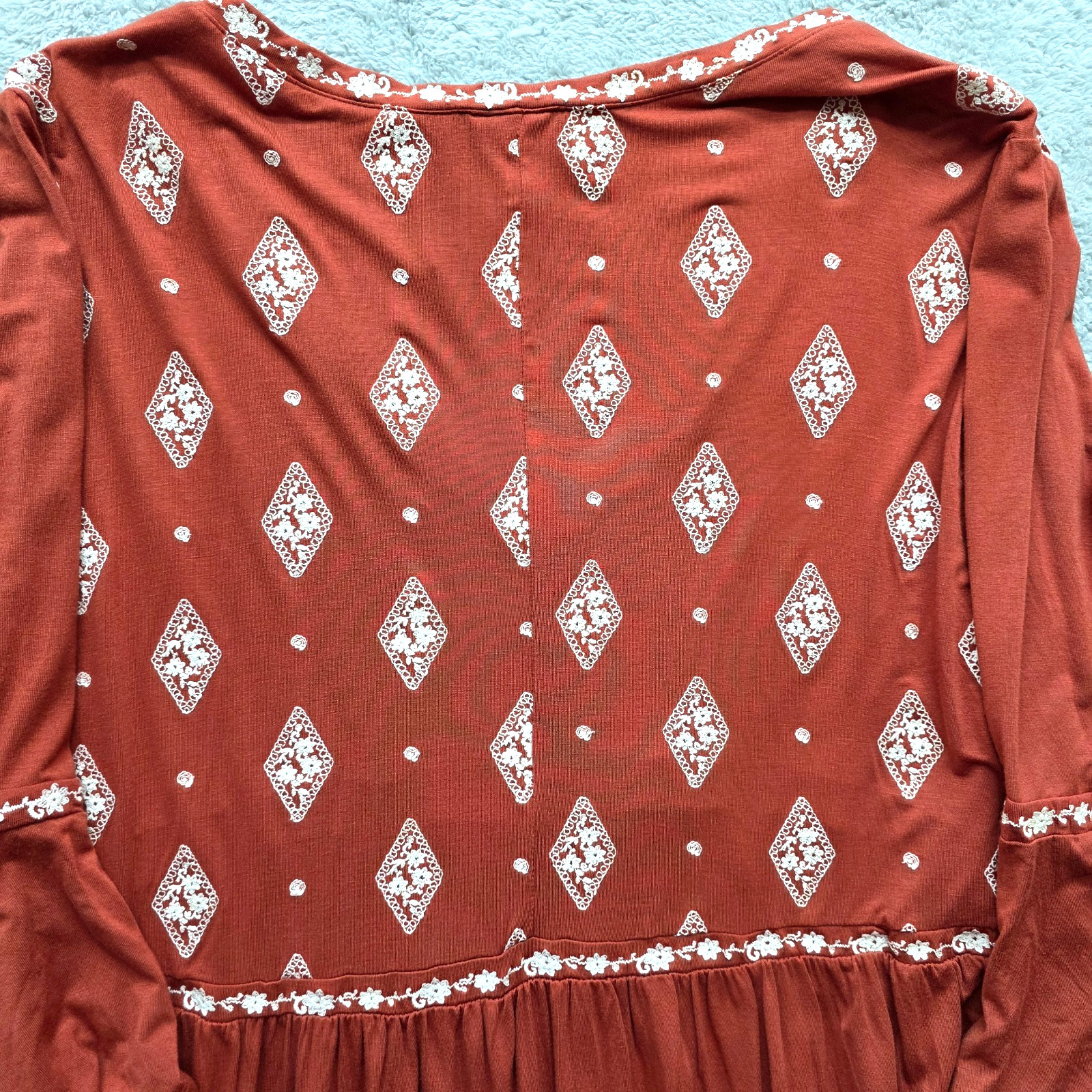 TORRID Blouse Women’s 5X Rust Embroider Floral V Neck Tunic Top NWT