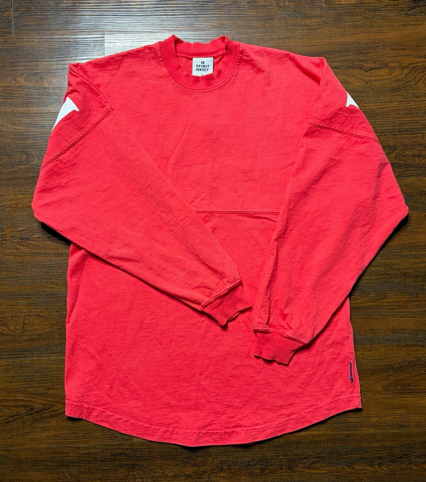 Spirit Jersey XS Red Crew Neck Long Sleeve Graphic Print Hawaii T-Shirt