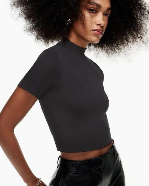 NWT Aritzia Babaton Top Women’s Gonzalo Black Crop Rib Knit Sz 2XS Short Sleeve