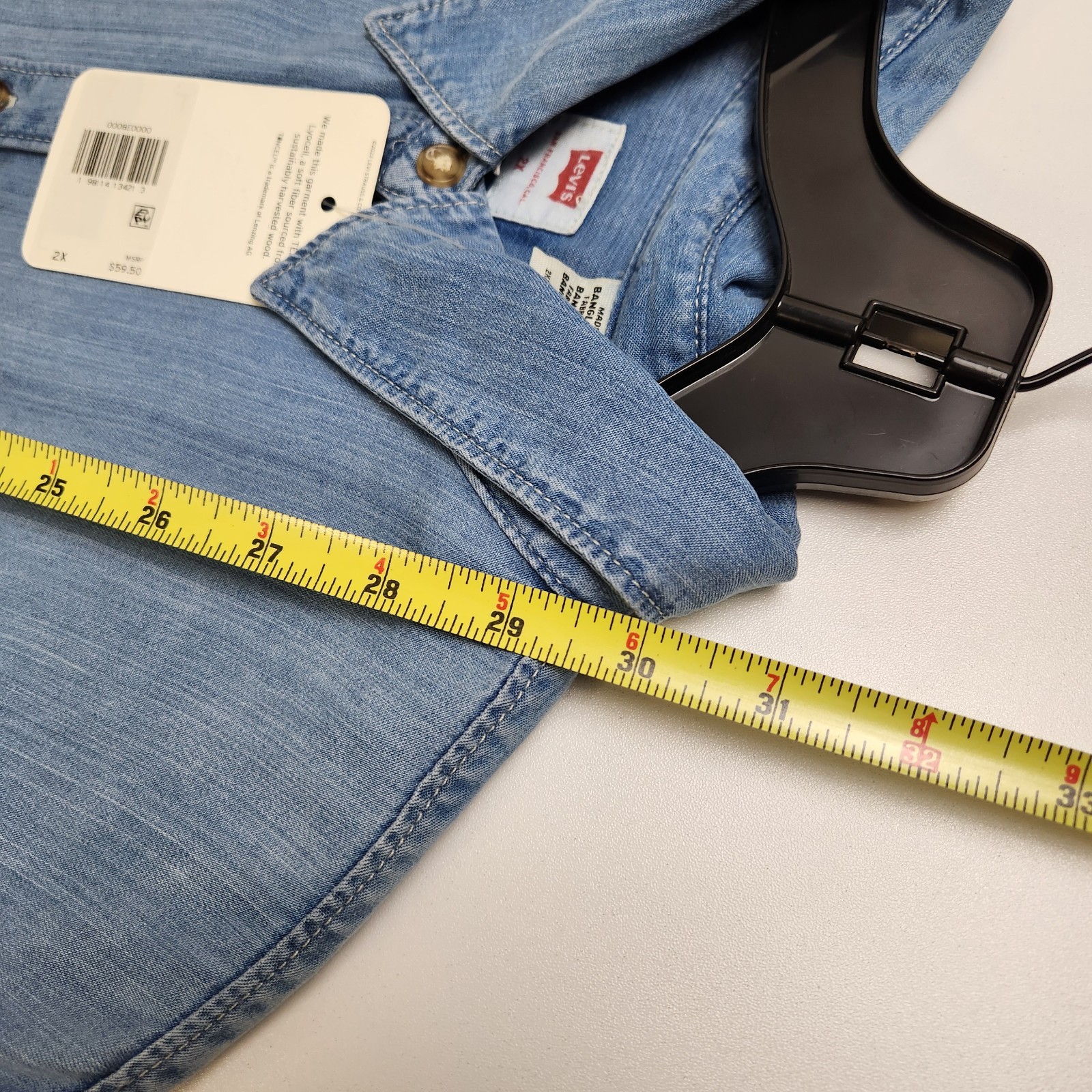 Levi’s Standard Fit Button Up Collared Pocket Shirt Womens Size 2X NWT