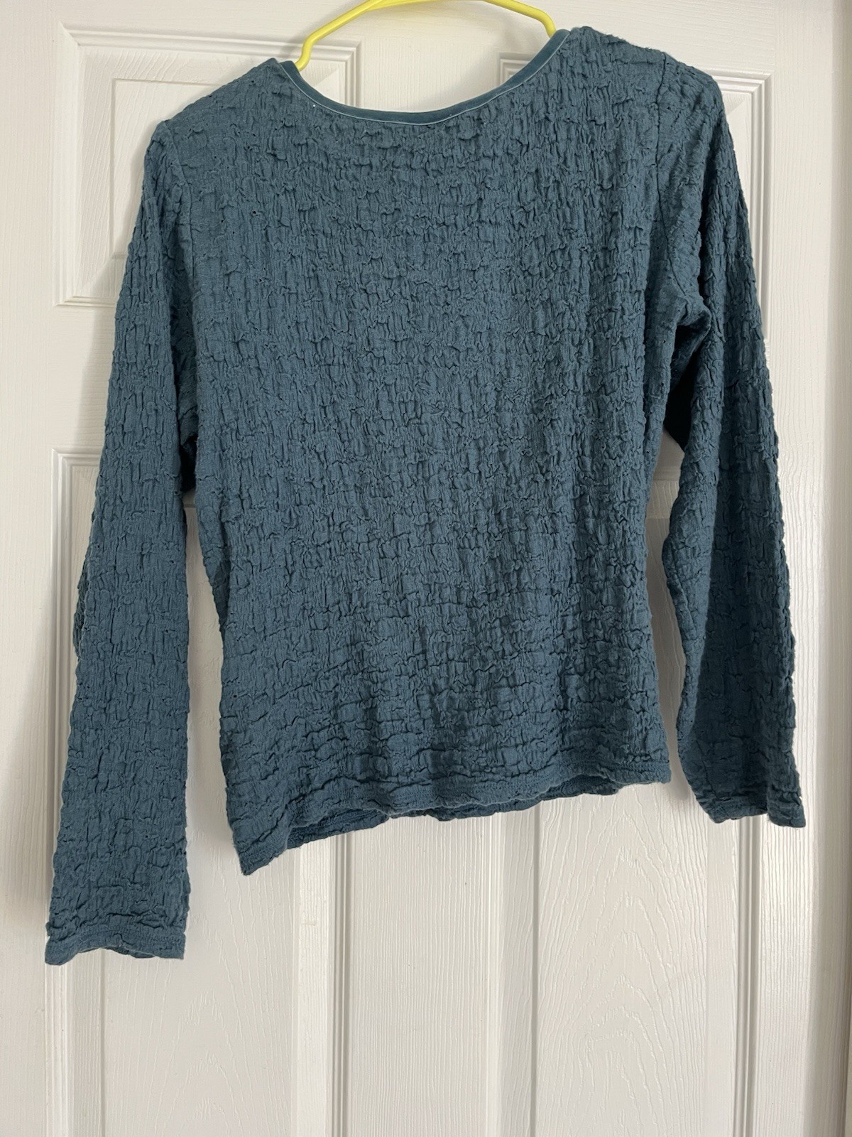 J Jill Women’s Solid Medium Petite Long Sleeve Top Blouse Blue U neck