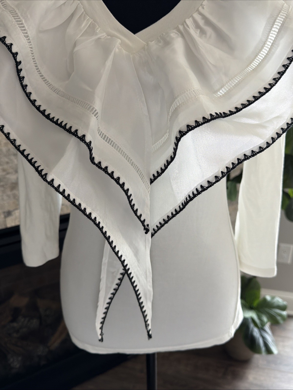 NWT Gracia Women’s White Ruffled Satin Trim Top Size S Elegant Statement Blouse