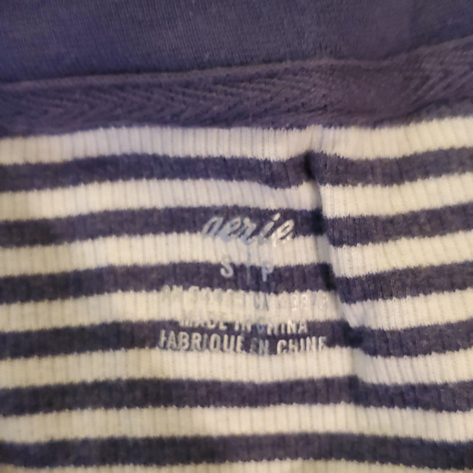 Aerie Women’s Blue/White Striped Knit Crew Neck Long Sleeve T-Shirt S