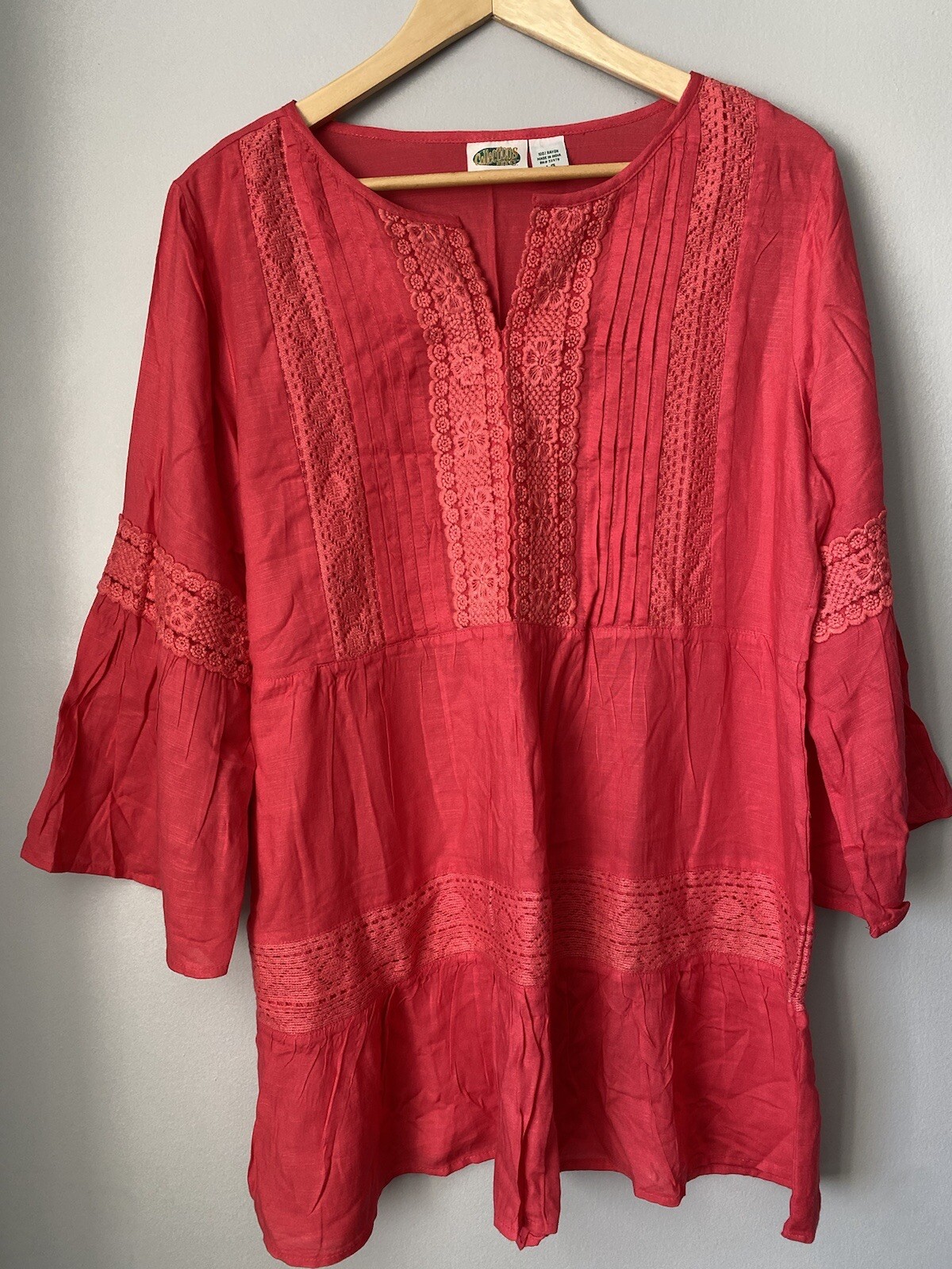 Collections ETC Boho Pink Tunic Blouse Size L Bell Sleeves w/ Lace Trim & Pleats