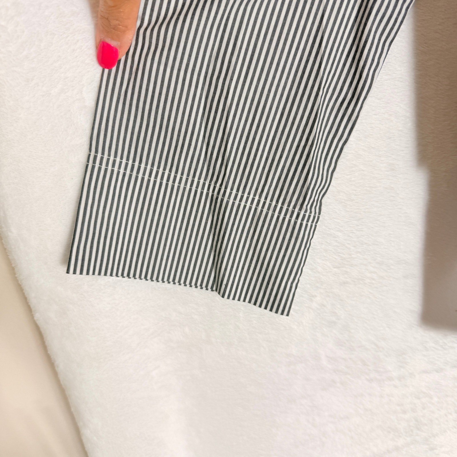 J.Crew Women Black White Striped Funnel Neck Button Shoulder Top AG686 Size 8