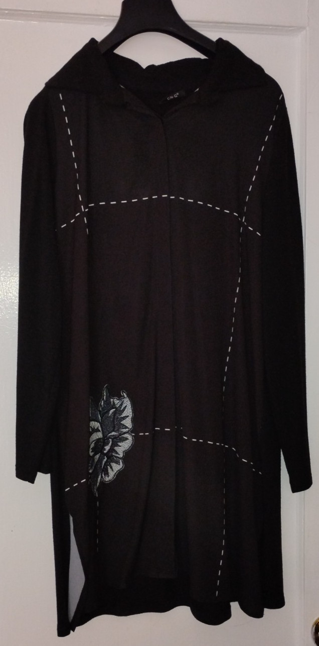 CN-G Black Long Sleeve Tunic Dress Top Contrast Stitching Floral Accent Size L/X