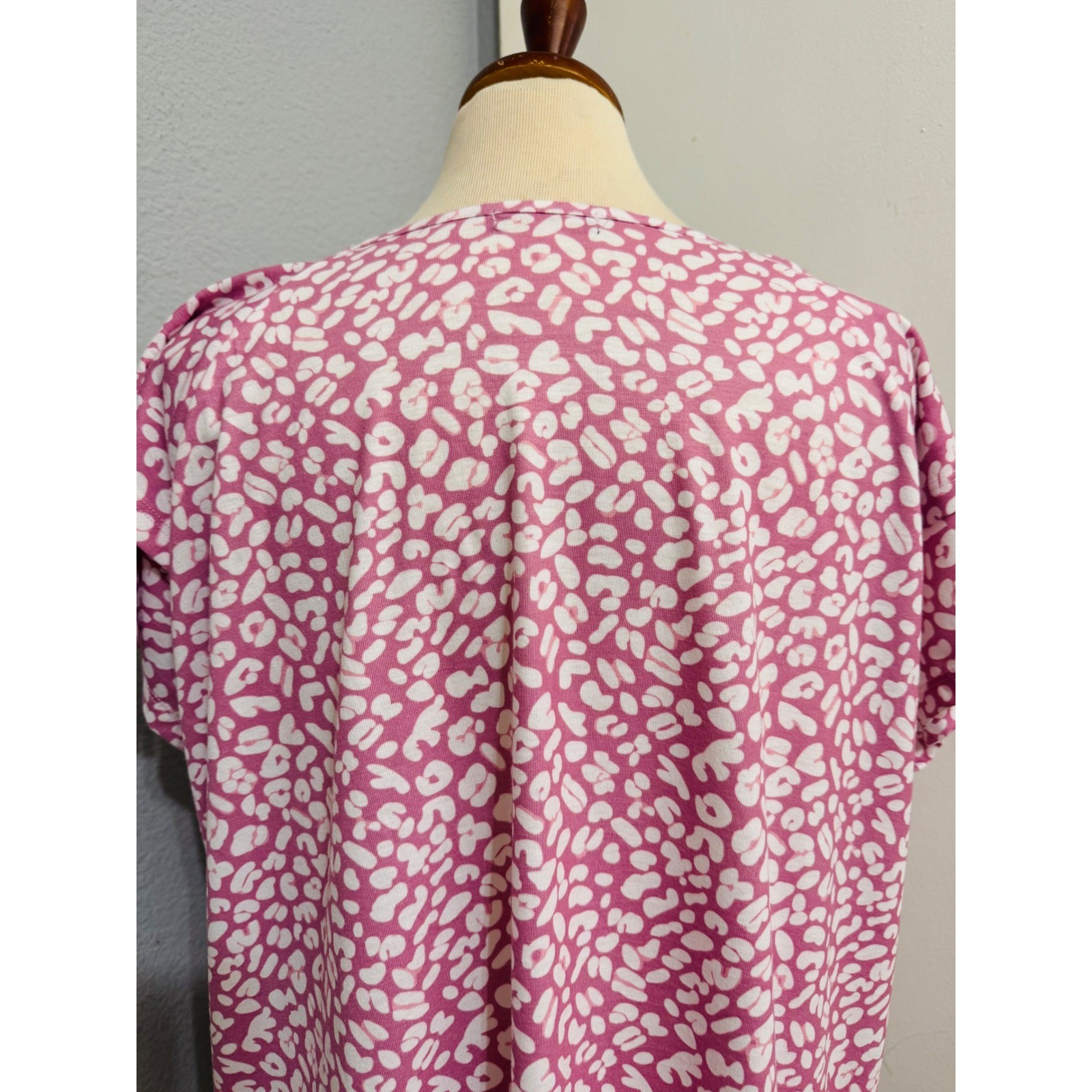 Ofeefan Womens Tunic Top 3XL Pink Leopard Animal Print V-Neck Short Sleeve Comfy