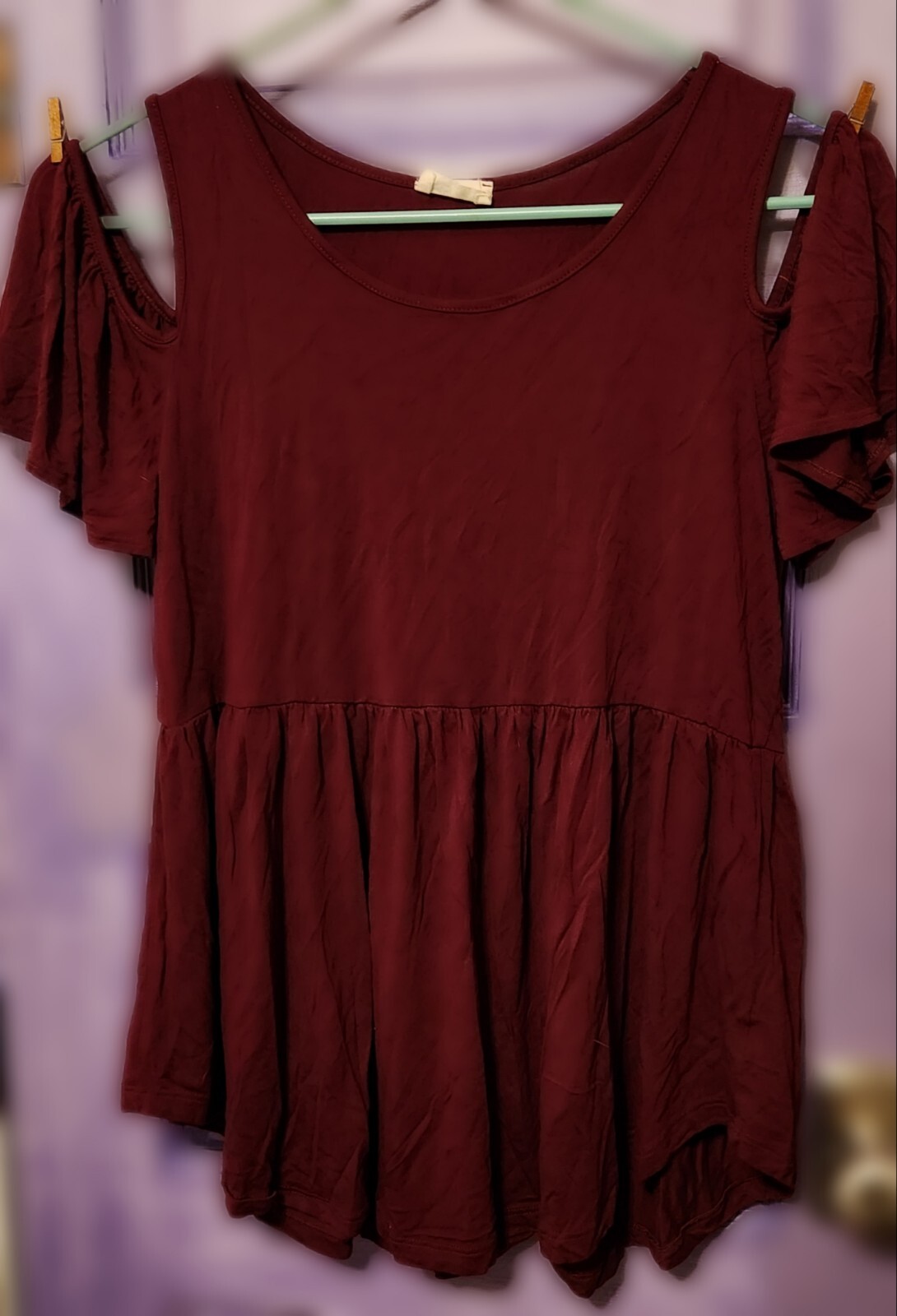 Womens Size Small “Be Stage” Cold Shoulder Blouse