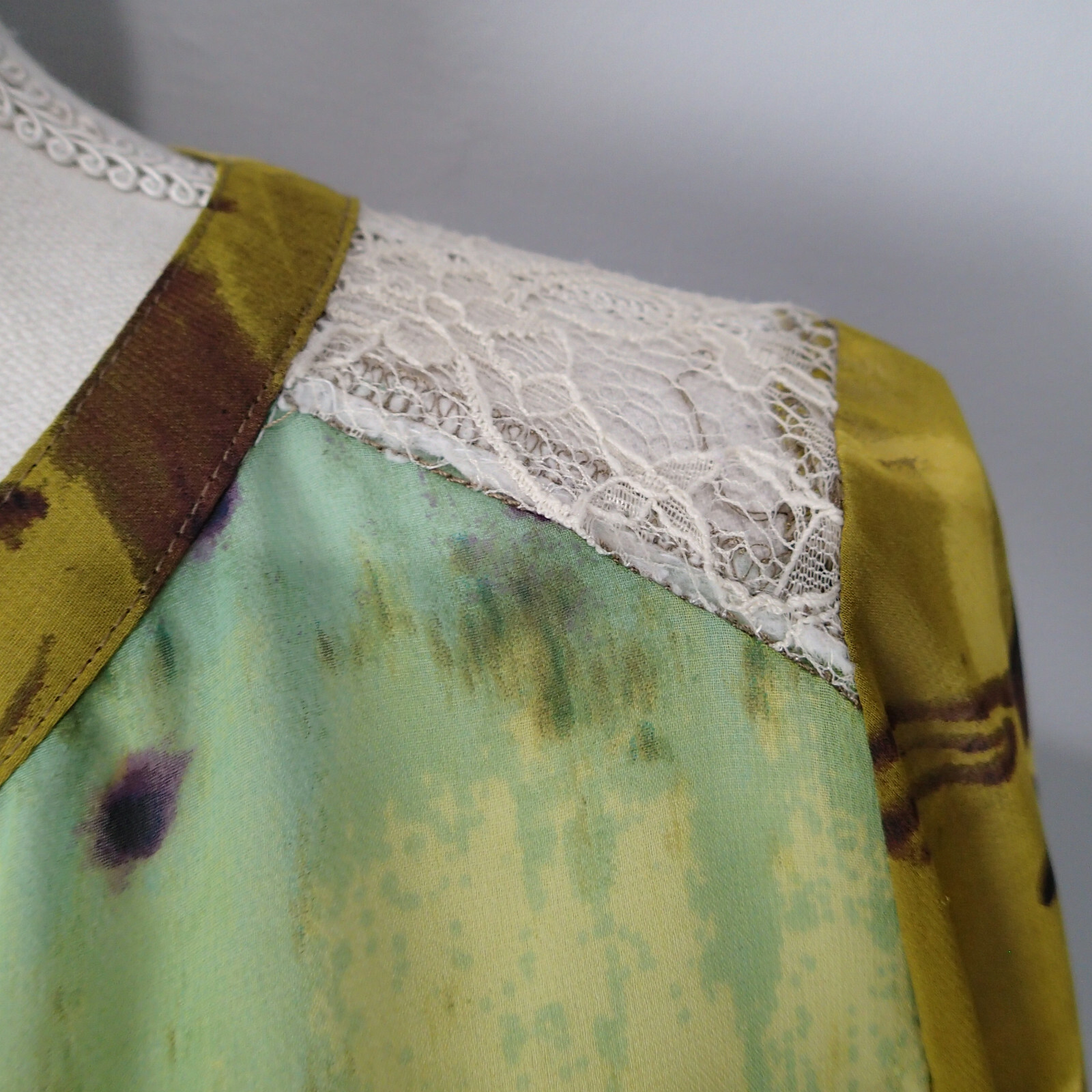 Figueroa & Flower Sz m Tunic Boho Peasant Multicolor Semi-sheer button down