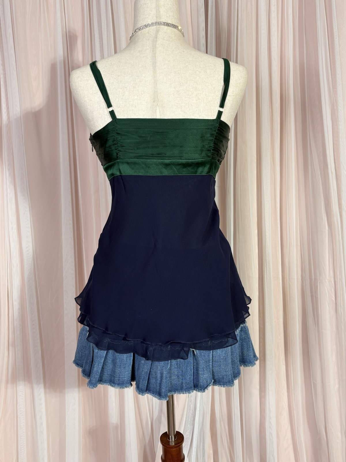 Bebe 100% Silk Cami Top Medium Green Navy Pleated Bow Y2K Going Out