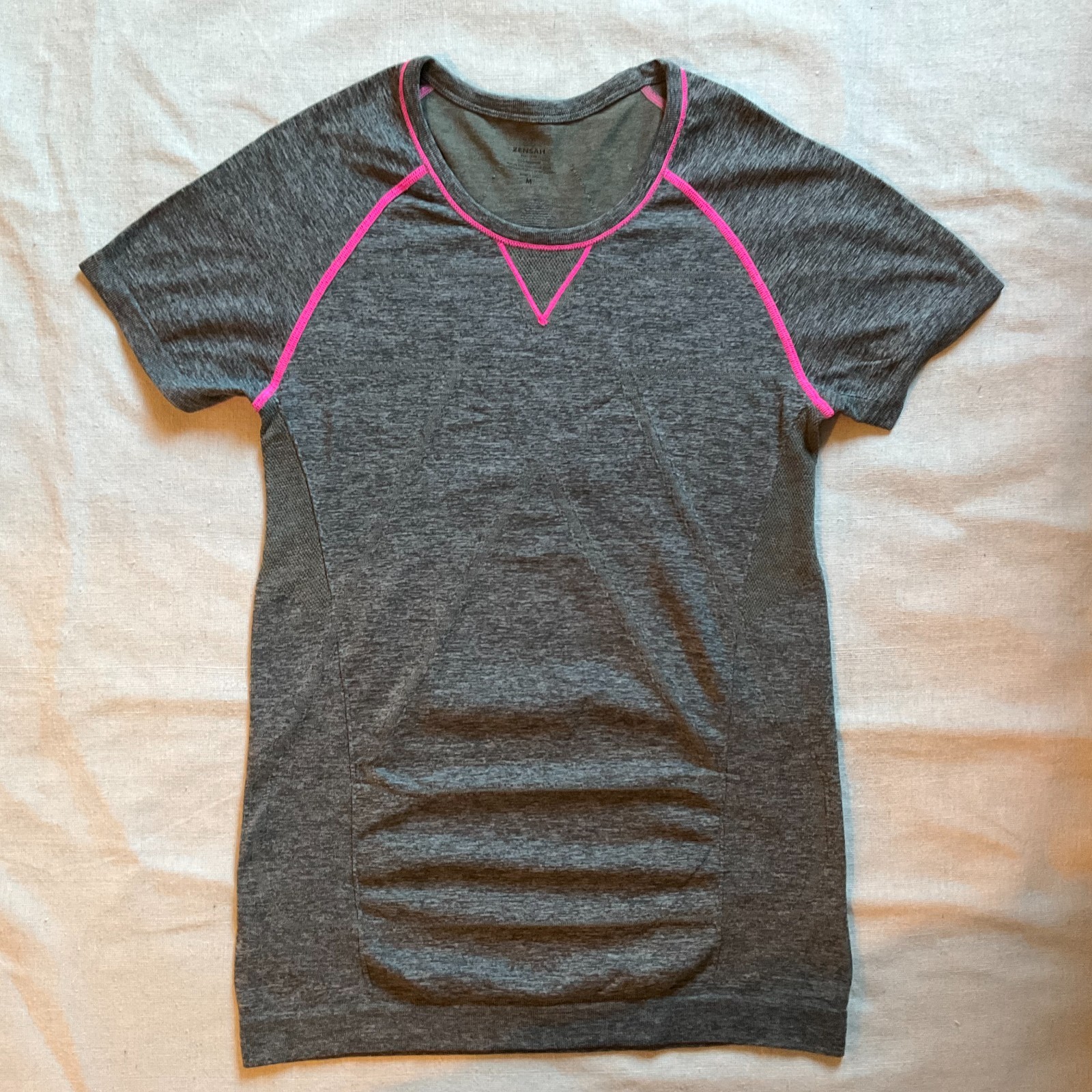 NWT Zensah Women’s Run Seamless Short Sleeve Top, Heather Gray, Sz M