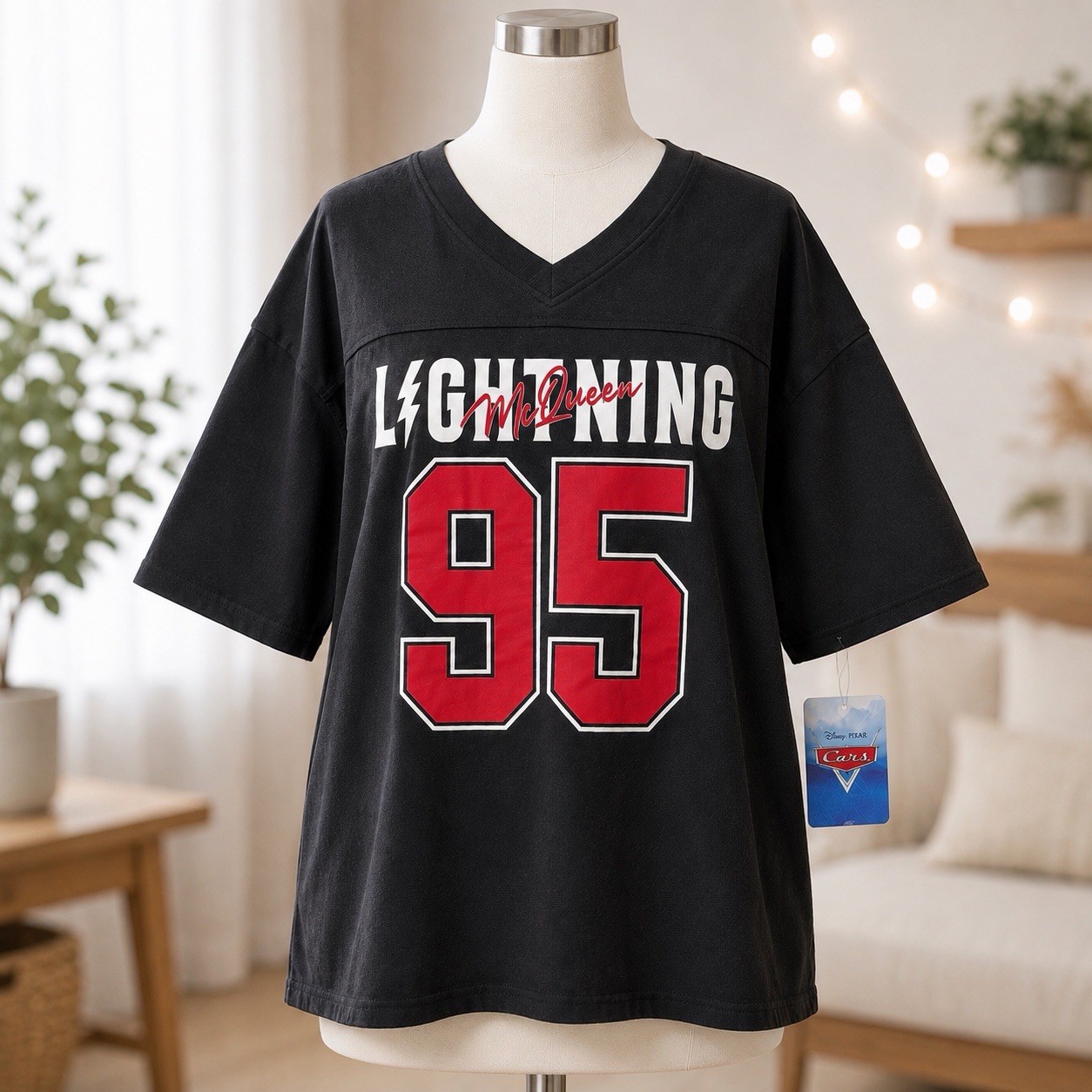 Disney Pixar Cars Lightning McQueen 95 Jersey T Shirt NWT Women’s Medium