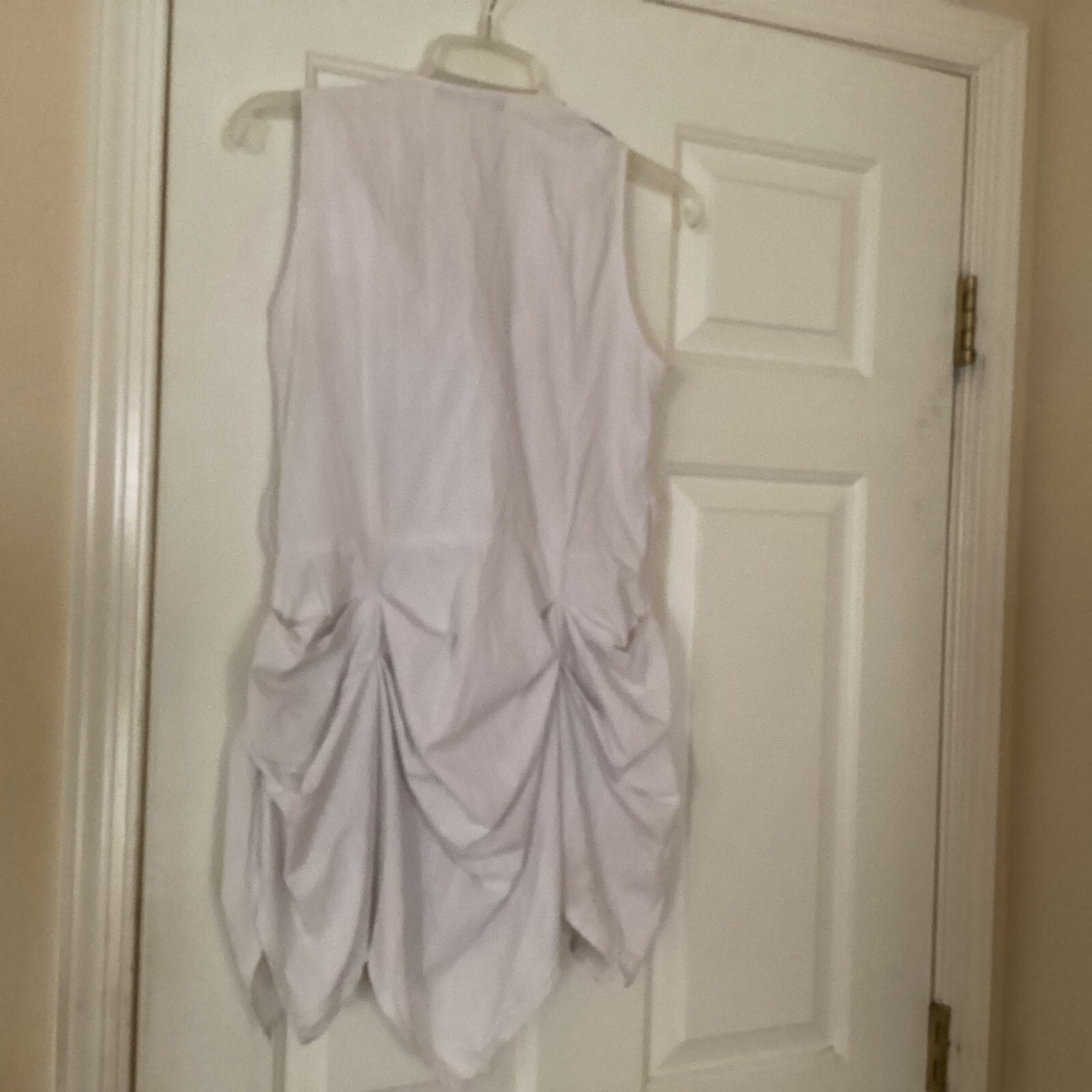 Raks Long Top Blouse Sz 6;white Sleeveless Cotton Belt Hoops Decorative Zipper