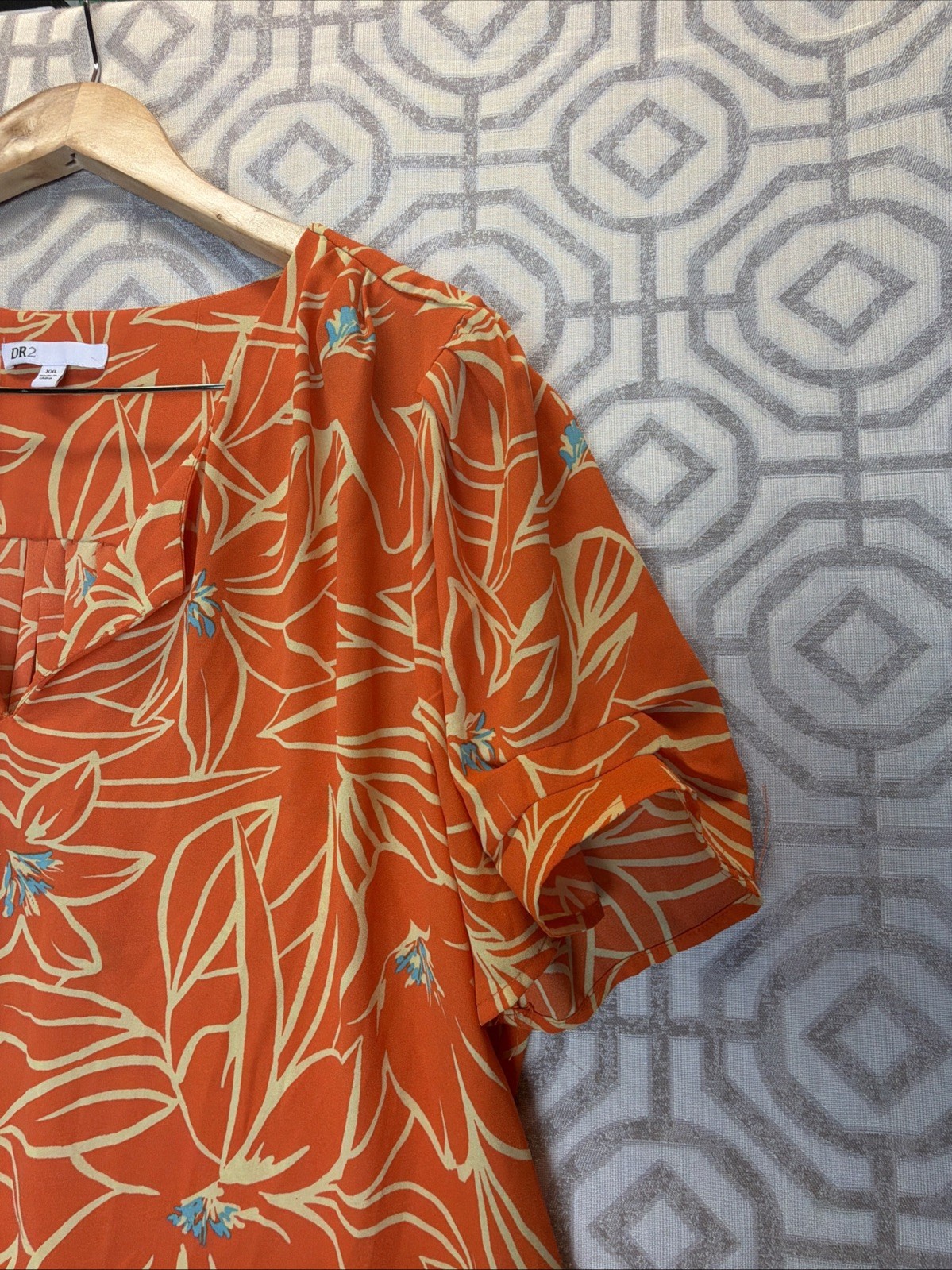 DR2 Womens XXL Orange Tropical Floral Split V-Neck Flutter Sleeve Blouse