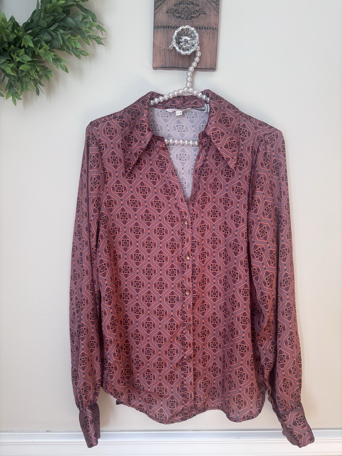 Melis Agazat x Koton Womens Size 6 Blouse Long Sleeve Brown Satiny Button Front