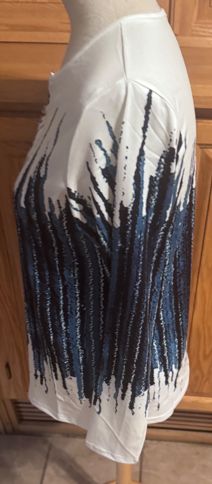 Women’s White, Blue, Black Quarter Zip Pullover Blouse Long Sleeve Medium