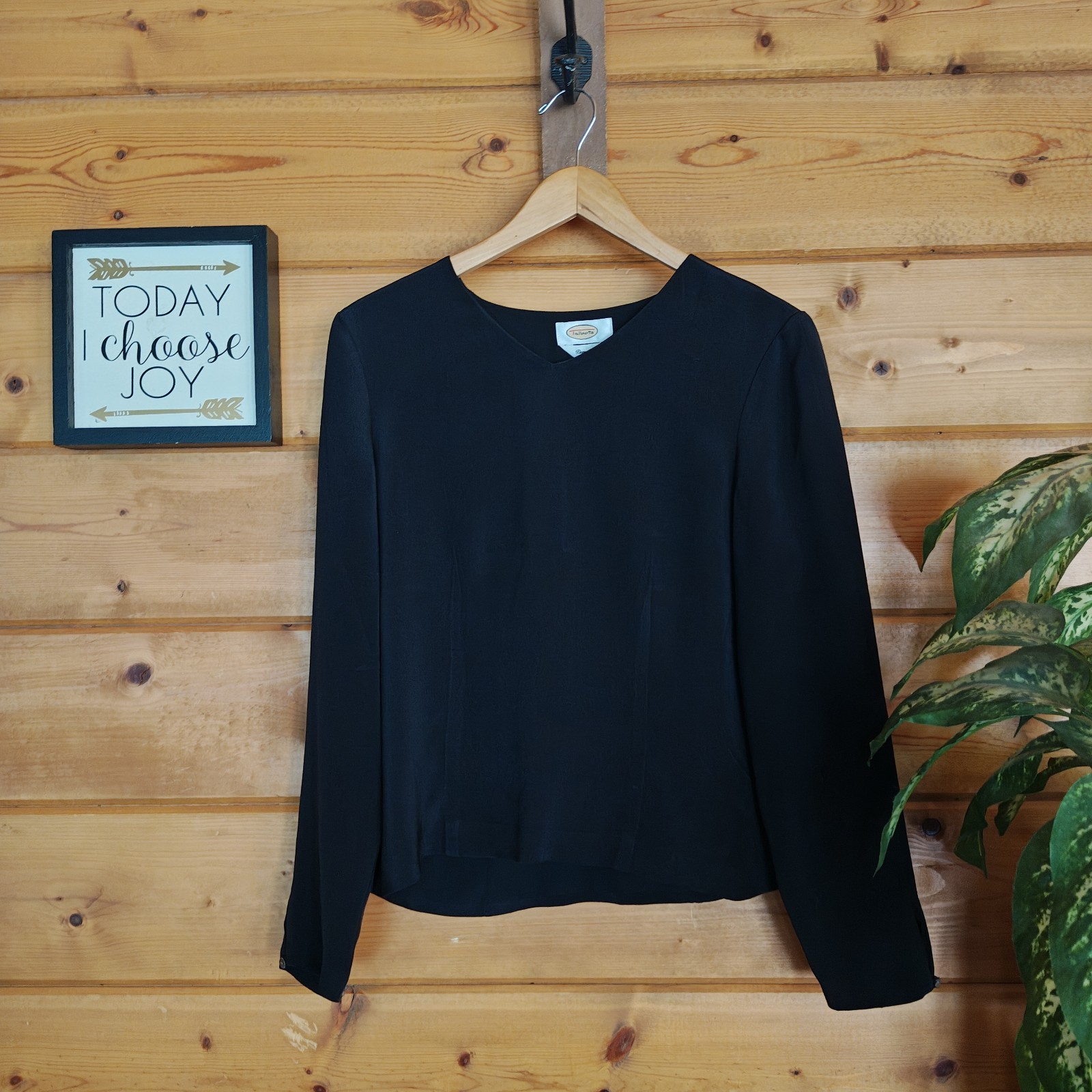 Talbots Black 100% Silk VNeck Top Long Sleeve Vintage Old Money Blouse Size 10