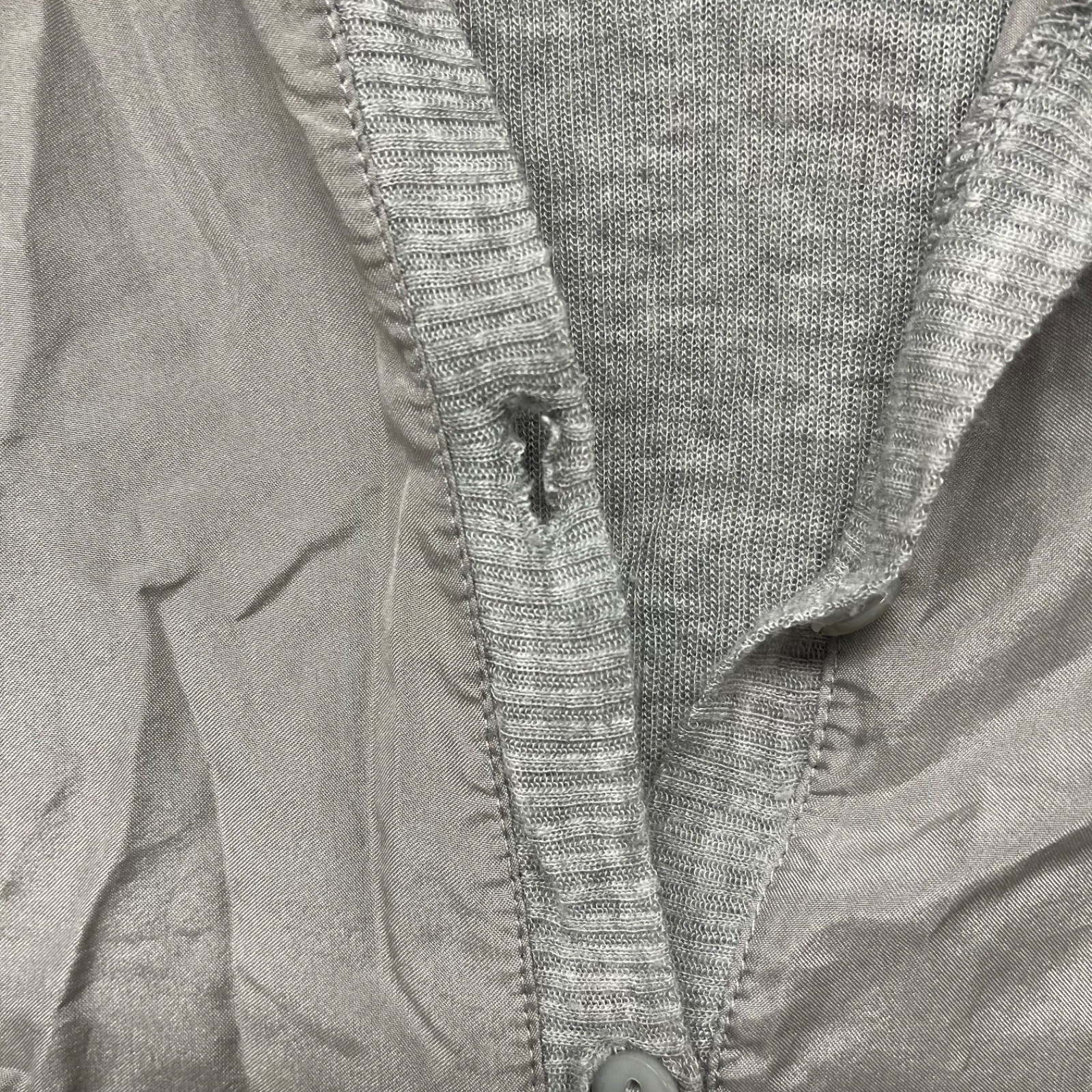 Johnny Was Pete & Greta Top Womens M Gray Silk Button Up Minimalist *Read*