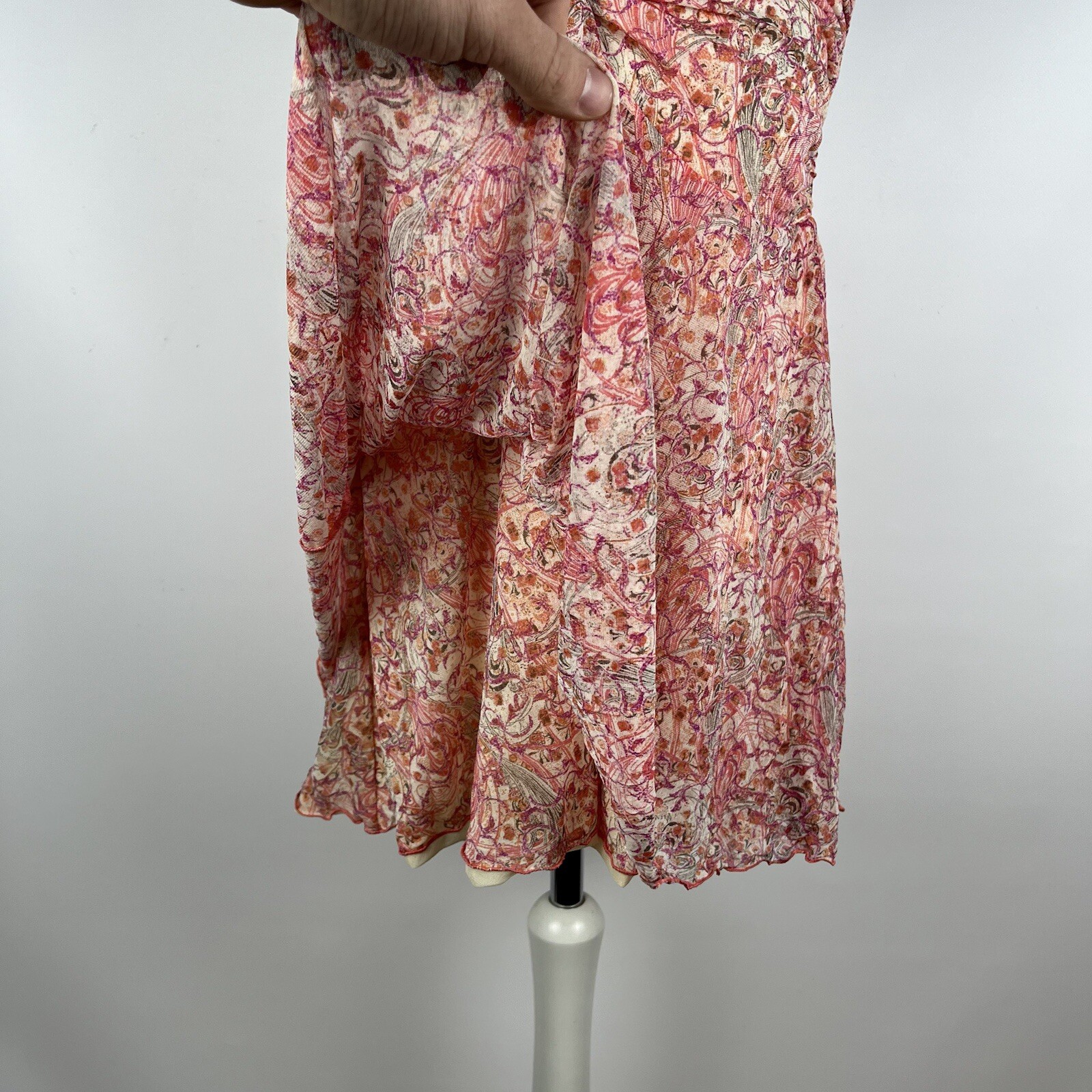 Designer Diane Von Fustenberg Ladies 100% Silk Sleeveless Blouse Top Size 8 Pink