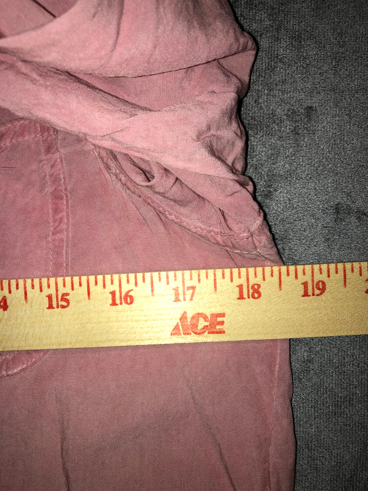 Relaxed California-Chic Womens Sandwashed Velvety Button-Down Pink Blouse Small