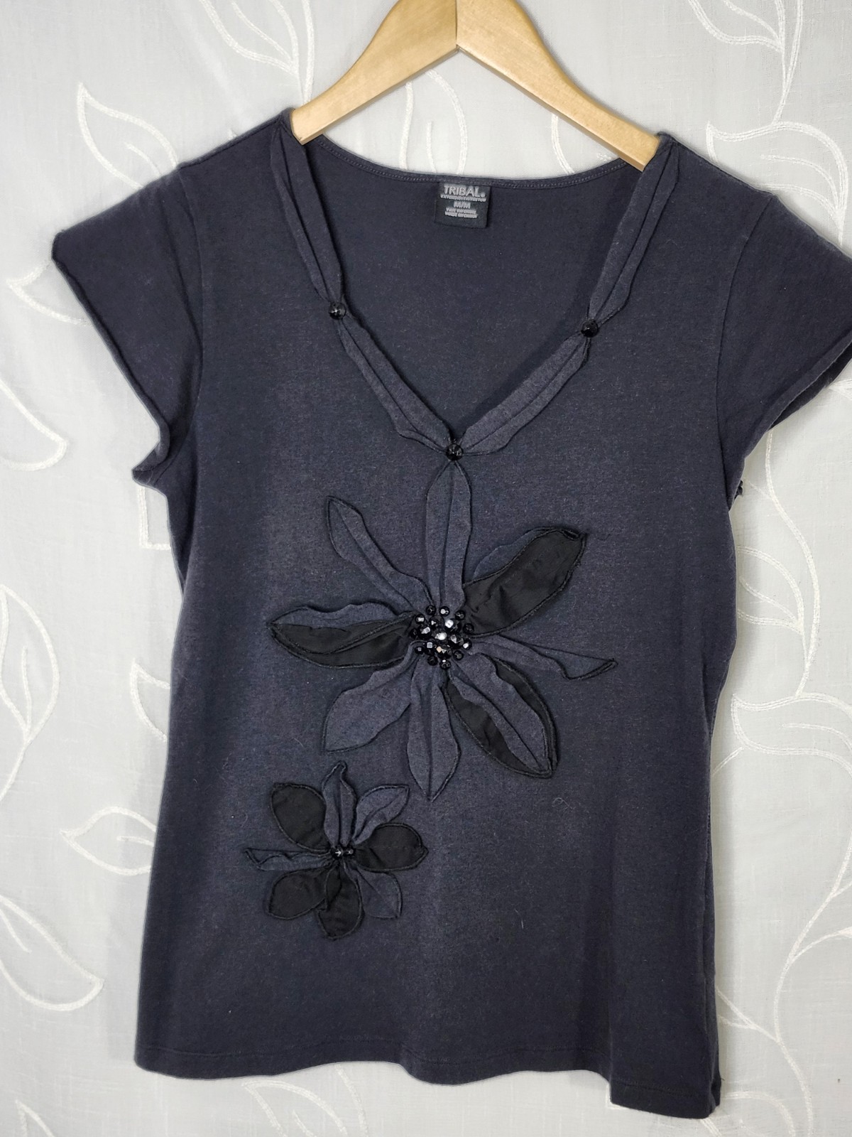 Tribal Sleeveless Embroidered Flower Applique Blouse Boho Chic Women’s Medium