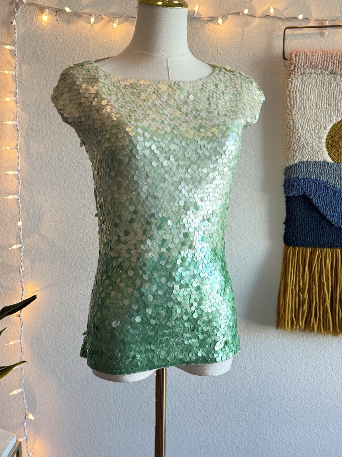 Vintage Escada Mermaid Sequin Tank Top Women’s Beaded Top Size 38 10 12 M