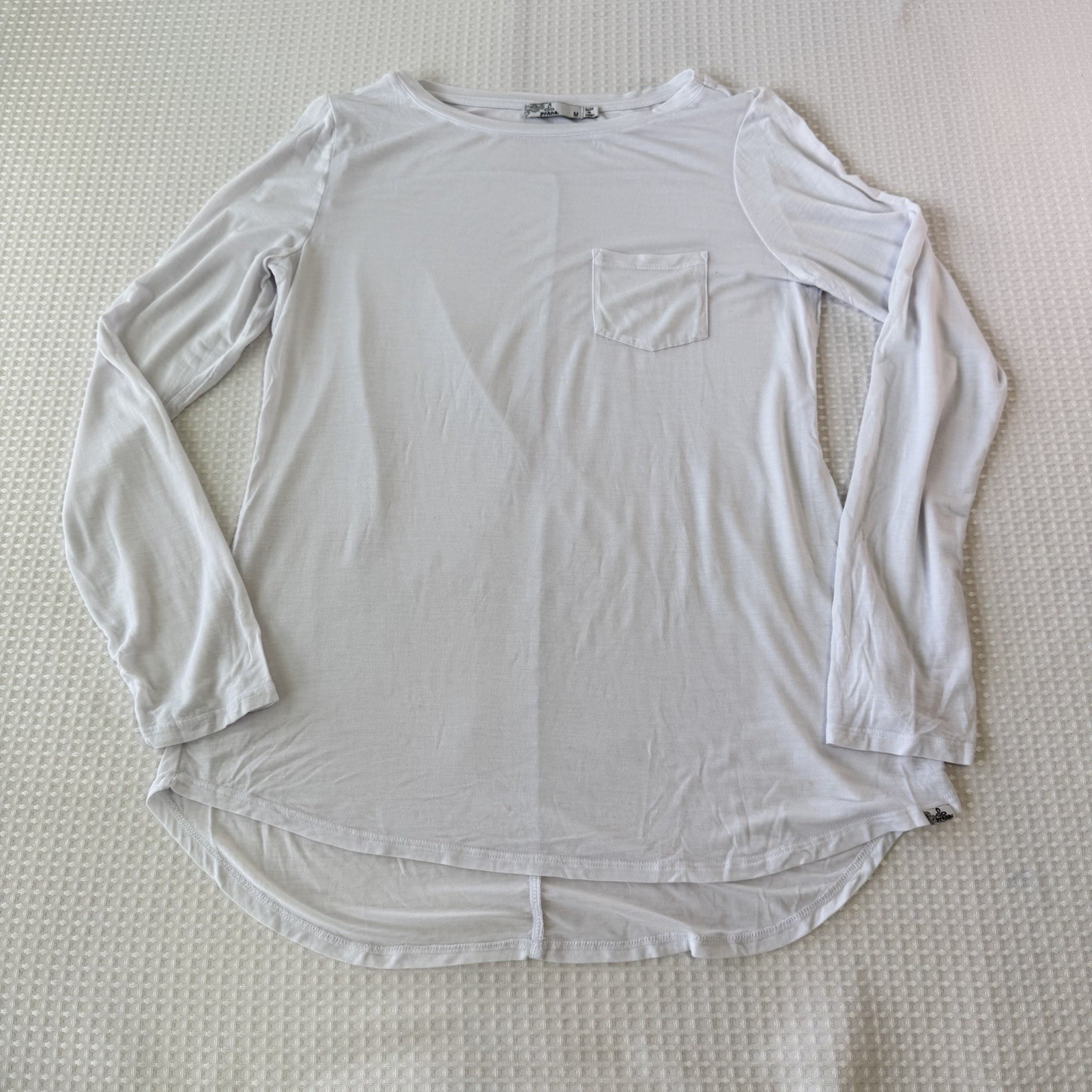 prAna Women’s White Foundation Long Sleeve Tunic Tee Pocket Stretch Layer Size M
