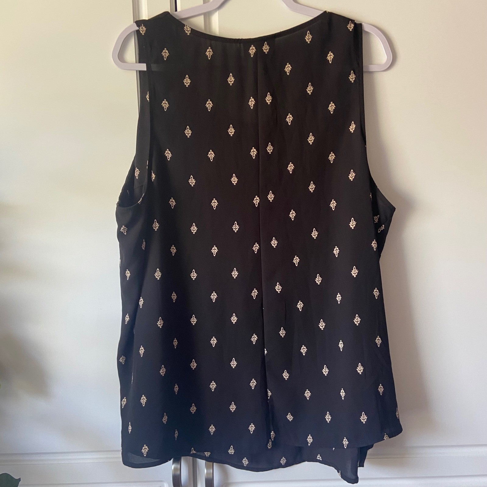 Ava & Viv Womens 2X Black Printed Layered Crossover Sleeveless Blouse Top