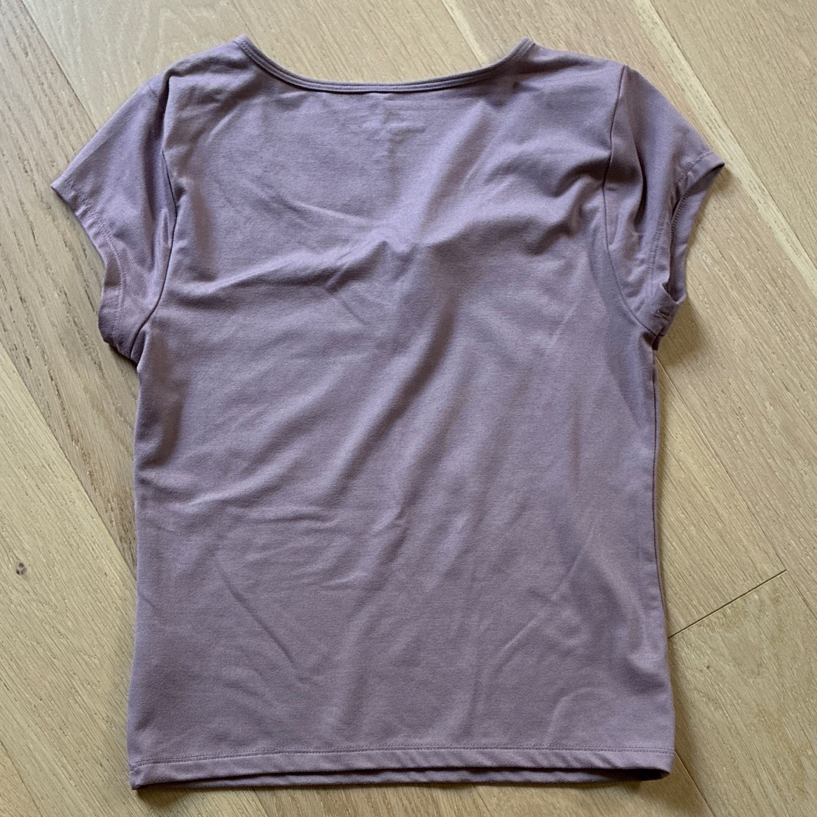 Aéropostale Purple Seamless Stretch Knit Scoop Neck Keyhole T-Shirt Women’s M