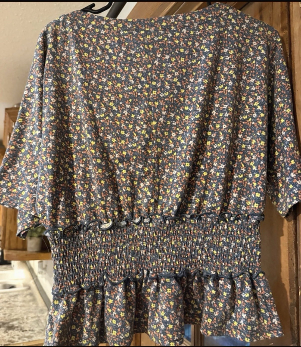Gypsies & Moondust Women’s Blue Floral Smocked Waist Ruffle Hem Top L