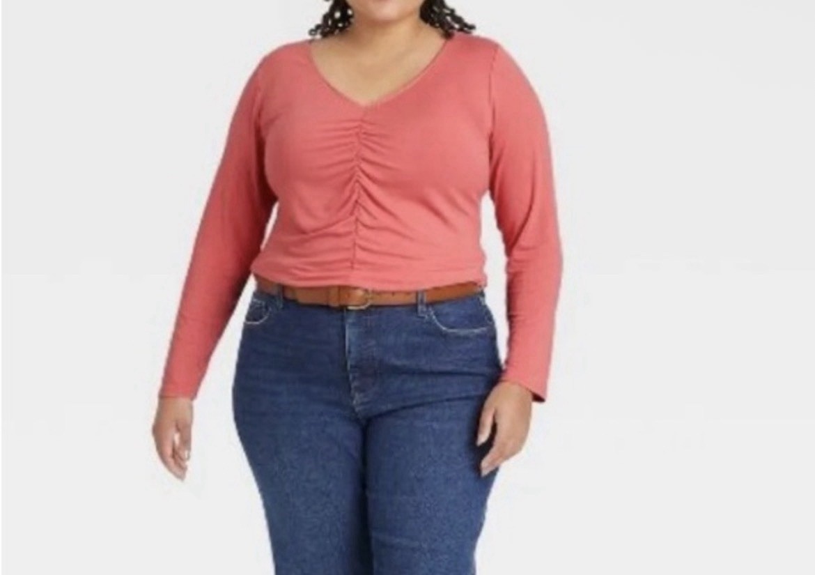Ava & Viv Pink Solid Ruched V-Neck Long Sleeve Knit Top Plus 1X (16W/18W)