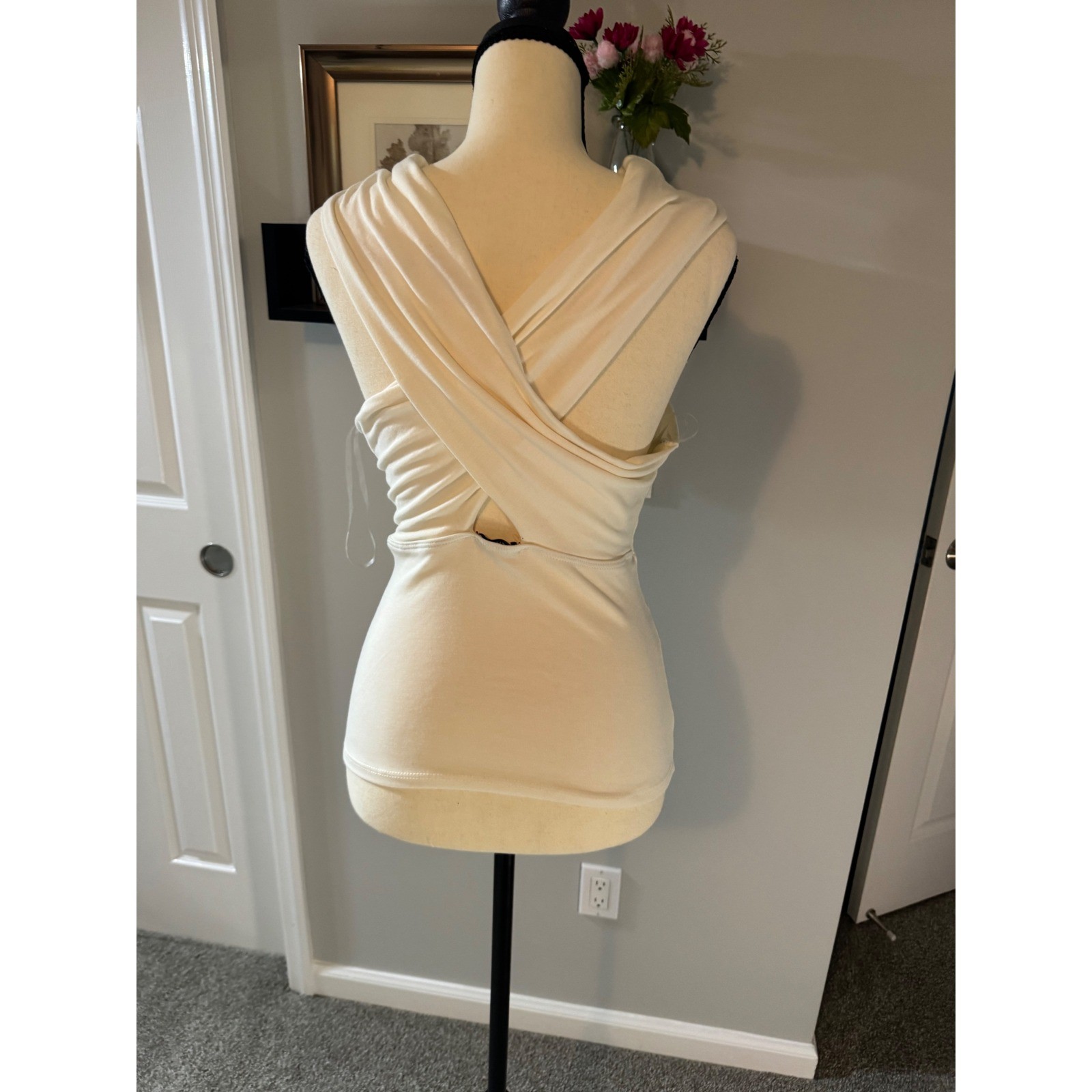 Fashion Nova Womens Ivory Ribbed Quiet Luxury Halter Keyhole Top Sz Large