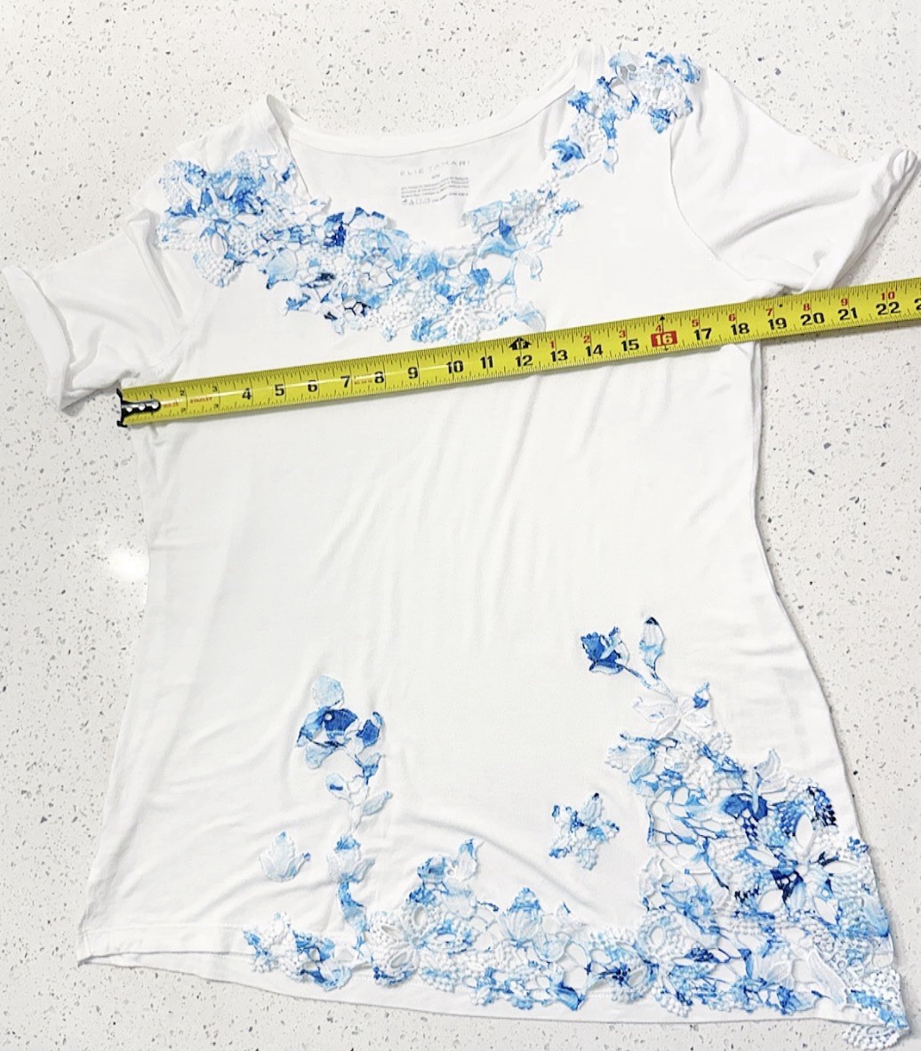 Elie Tahari Top Blouse Women M White Blue Floral Lace Applique Short Sleeve