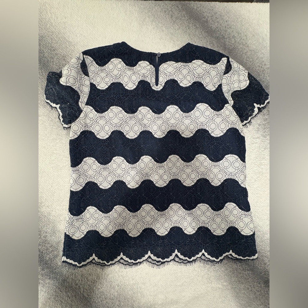 Banana Republic Navy Blue Gray Lace Striped Cute Top Blouse Medium M (A4)
