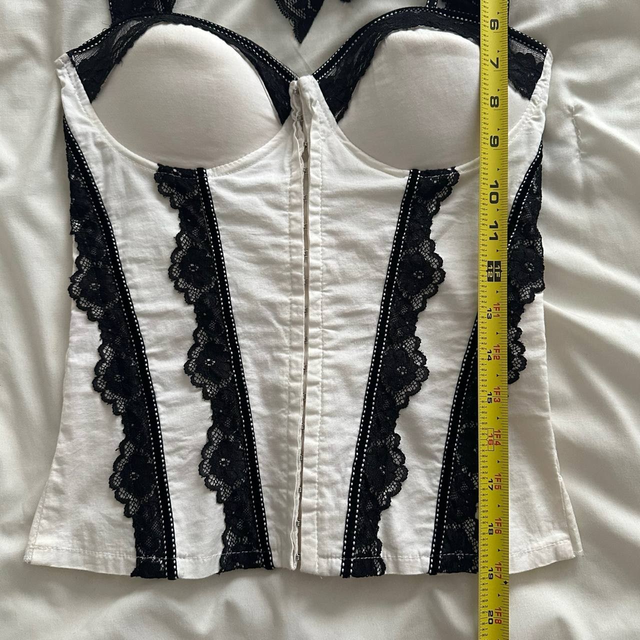 Y2K Vtg Charlotte Russe White & Black Lace Corset Halter Top S Whimsy Fairy Goth