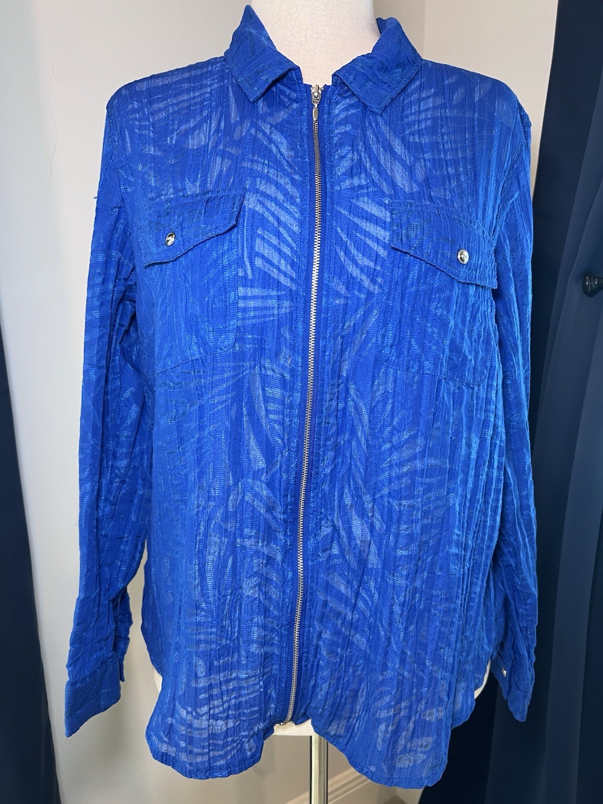 CHICO’S (L) Royal Blue Crinkle L/S Blouse-Jacket-Full Zip Lightweight-Sheer