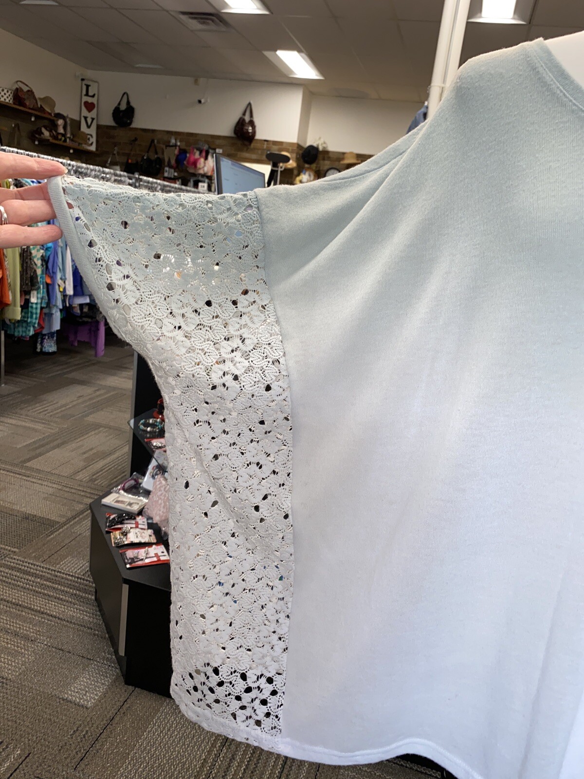 NWT Yest Lace Ombre Loose Fit Top, Fog/White, Size: US 10, Retail $ 57.50 (US)