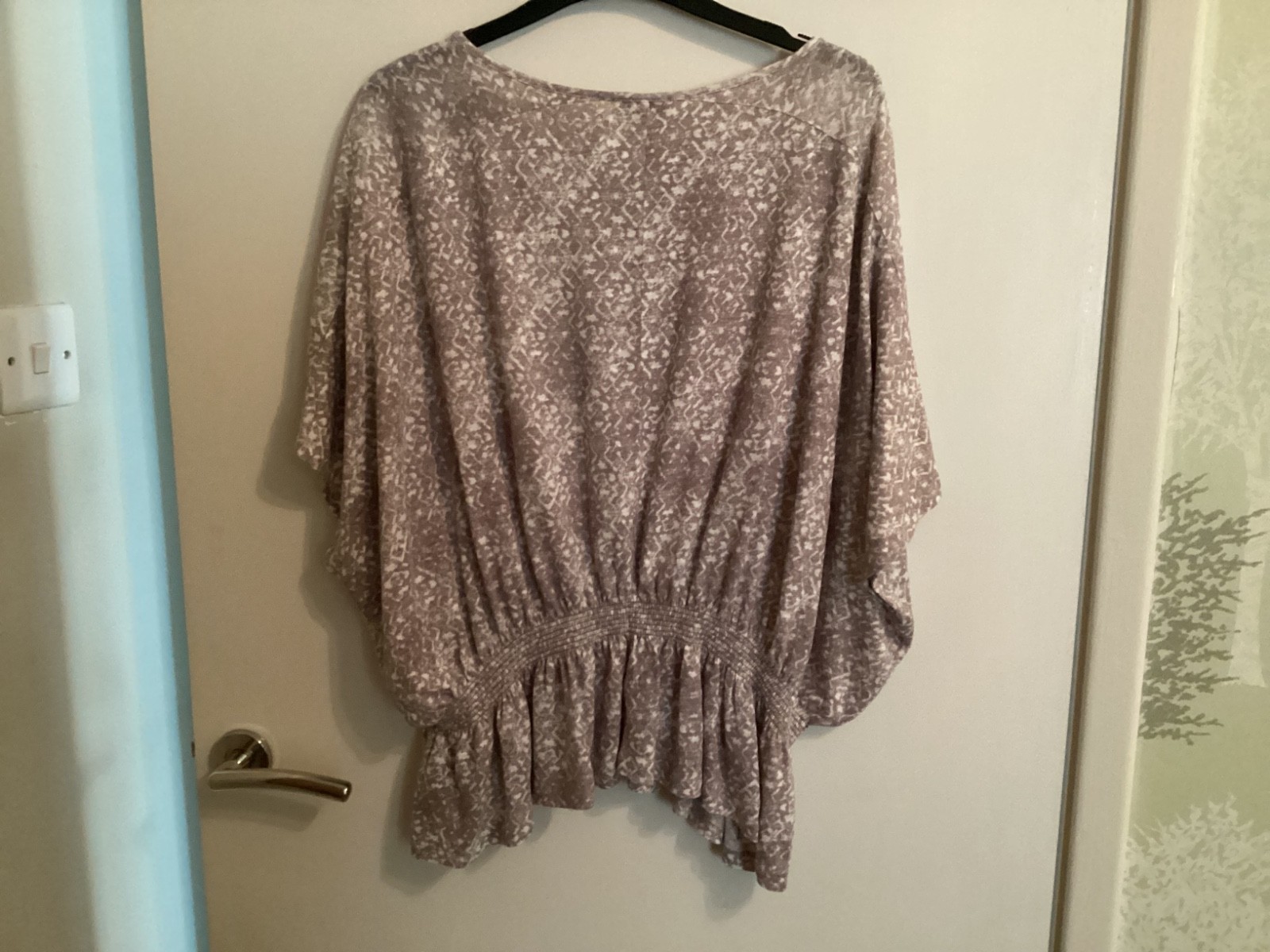 Ladies Blouse by WRAP. Size 12. 100% Cotton. Machine wash.