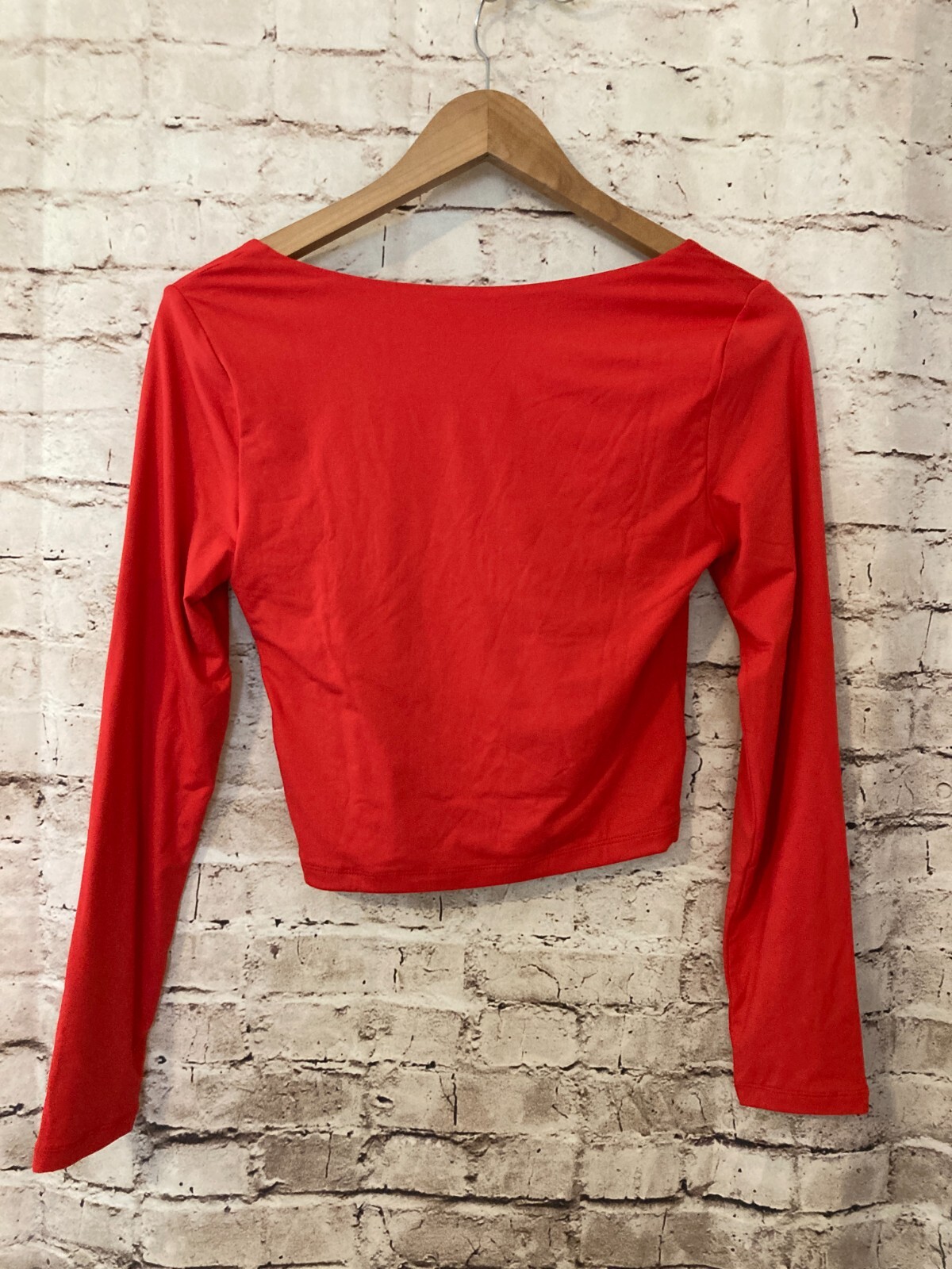 Reoria Crop Top Womens Medium Cropped Red Long Sleeve Ultra Stretch Sweetheart