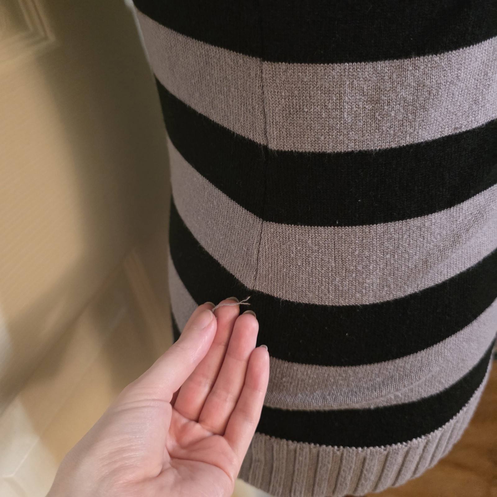 Y2K Say What? Grey & Black Striped Knit Short Sleeve Top – Size M