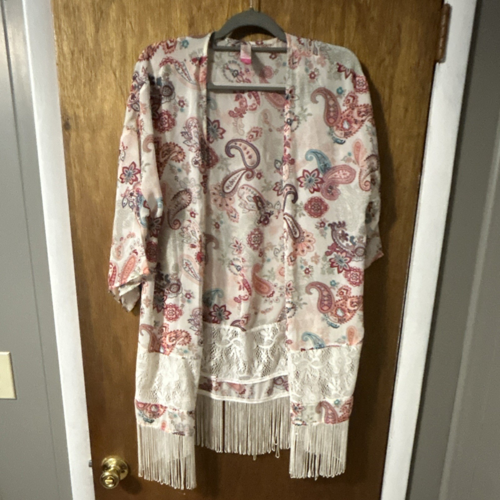 No Boundaries Cream Multicolor Paisley Lace Fringe 3/4 Sleeve Kimono Jacket M