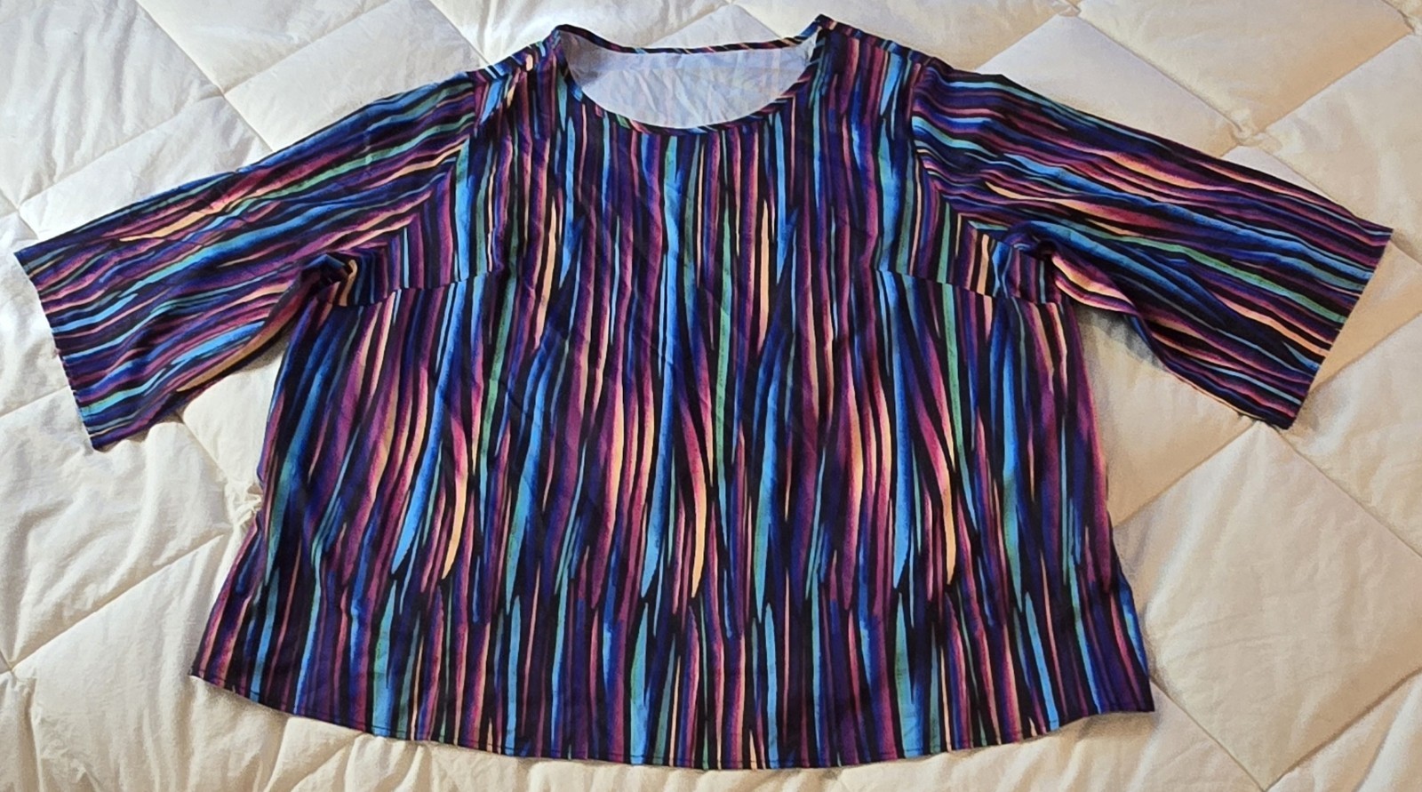 Lot of 9 – Big Bright & Colorful Women’s Tops 5XL & a 6XL Artsy Pullover Shirts